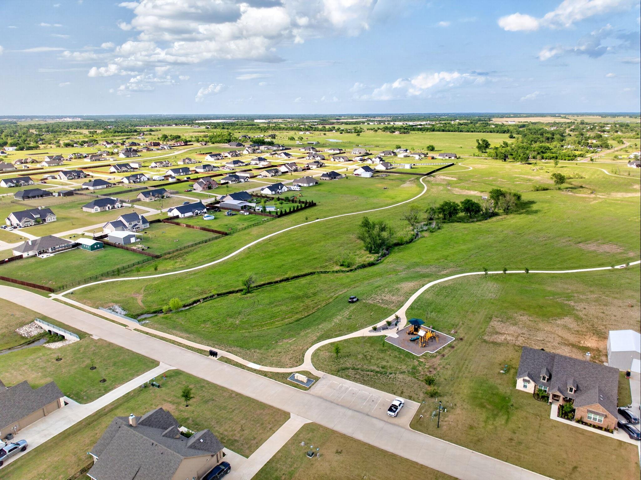 main property photo 37