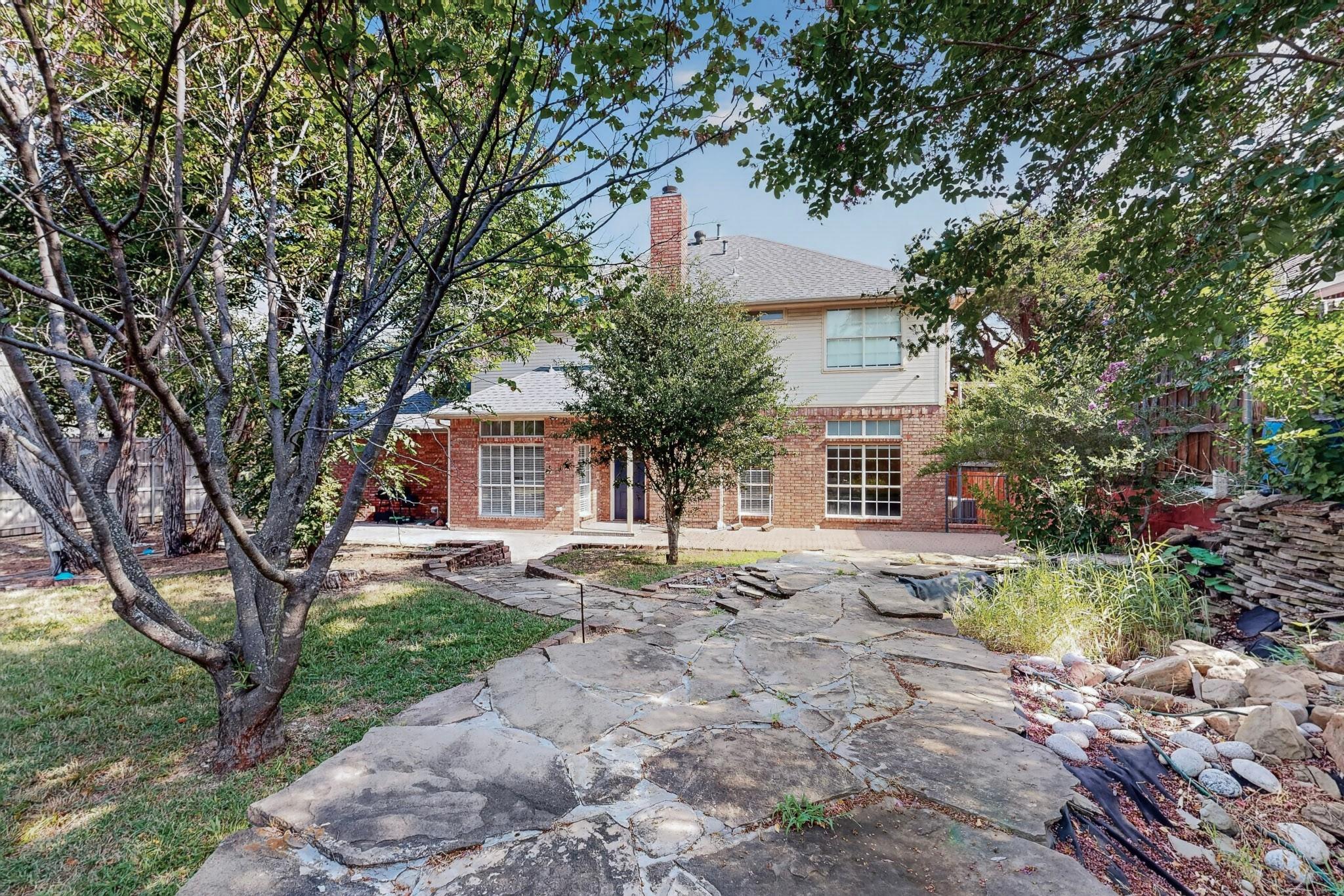 main property photo 37