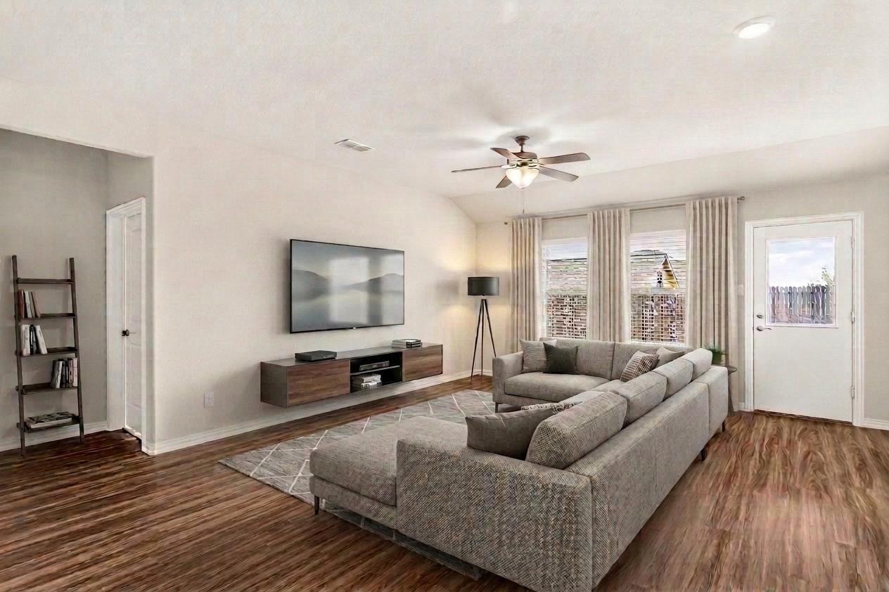 main property photo 5
