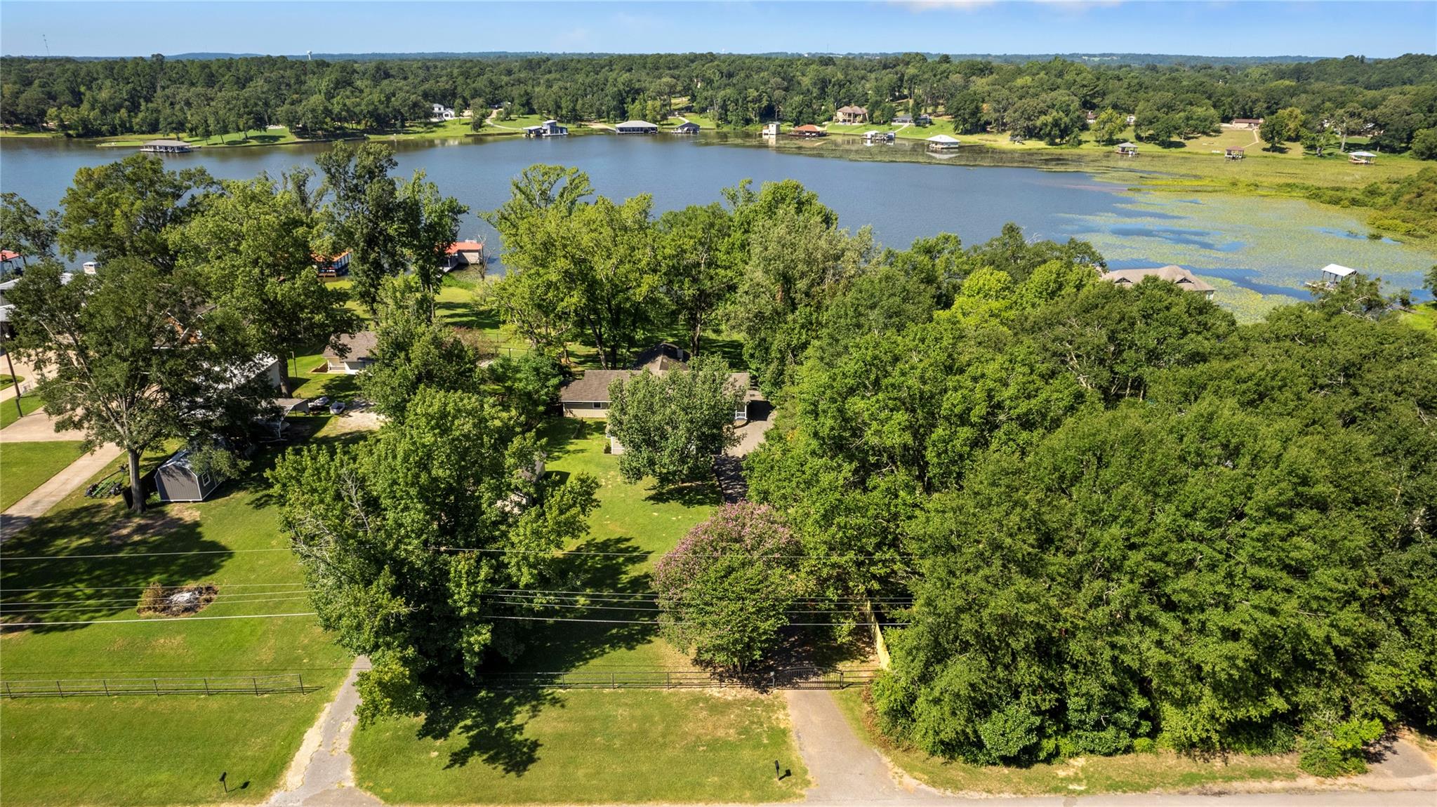 main property photo 23