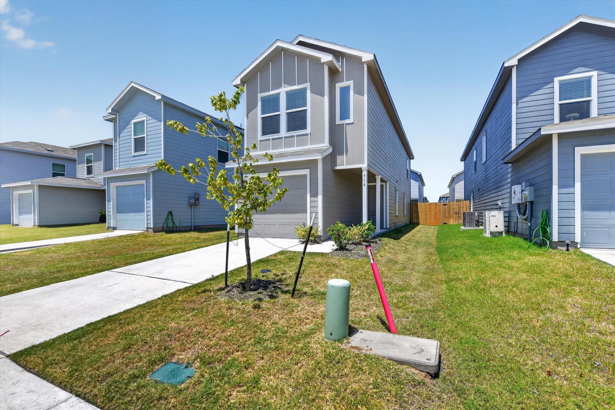 main property photo 29
