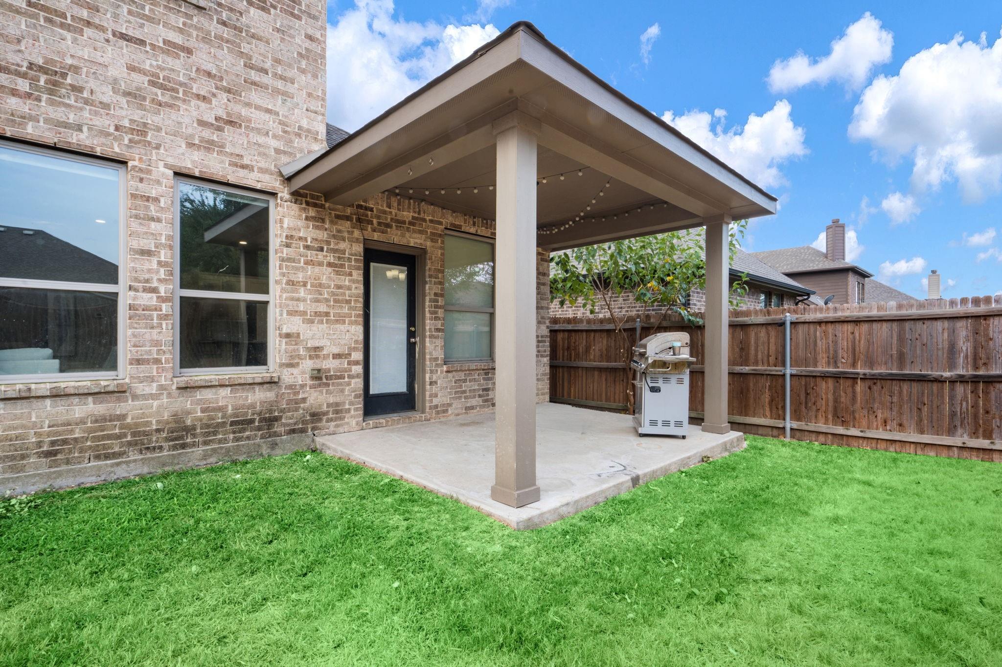 main property photo 22