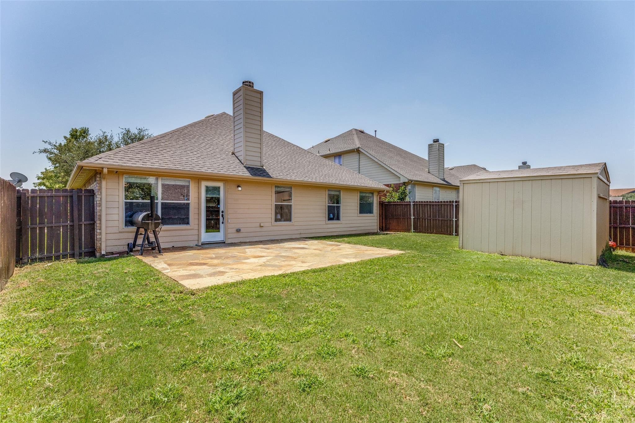 main property photo 22