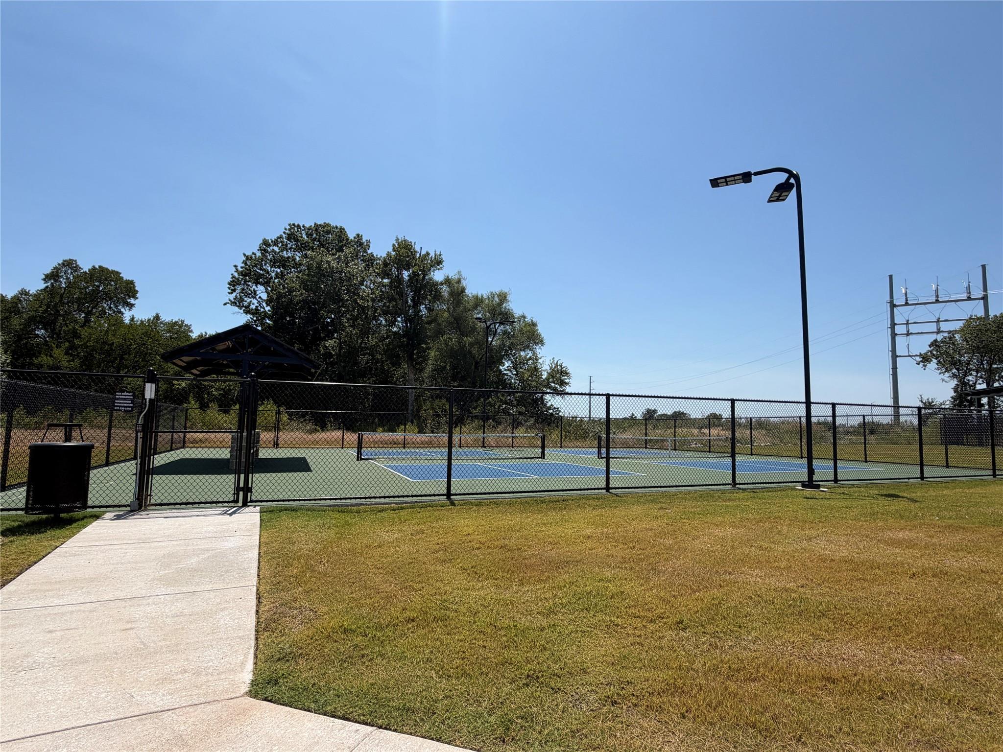 main property photo 24