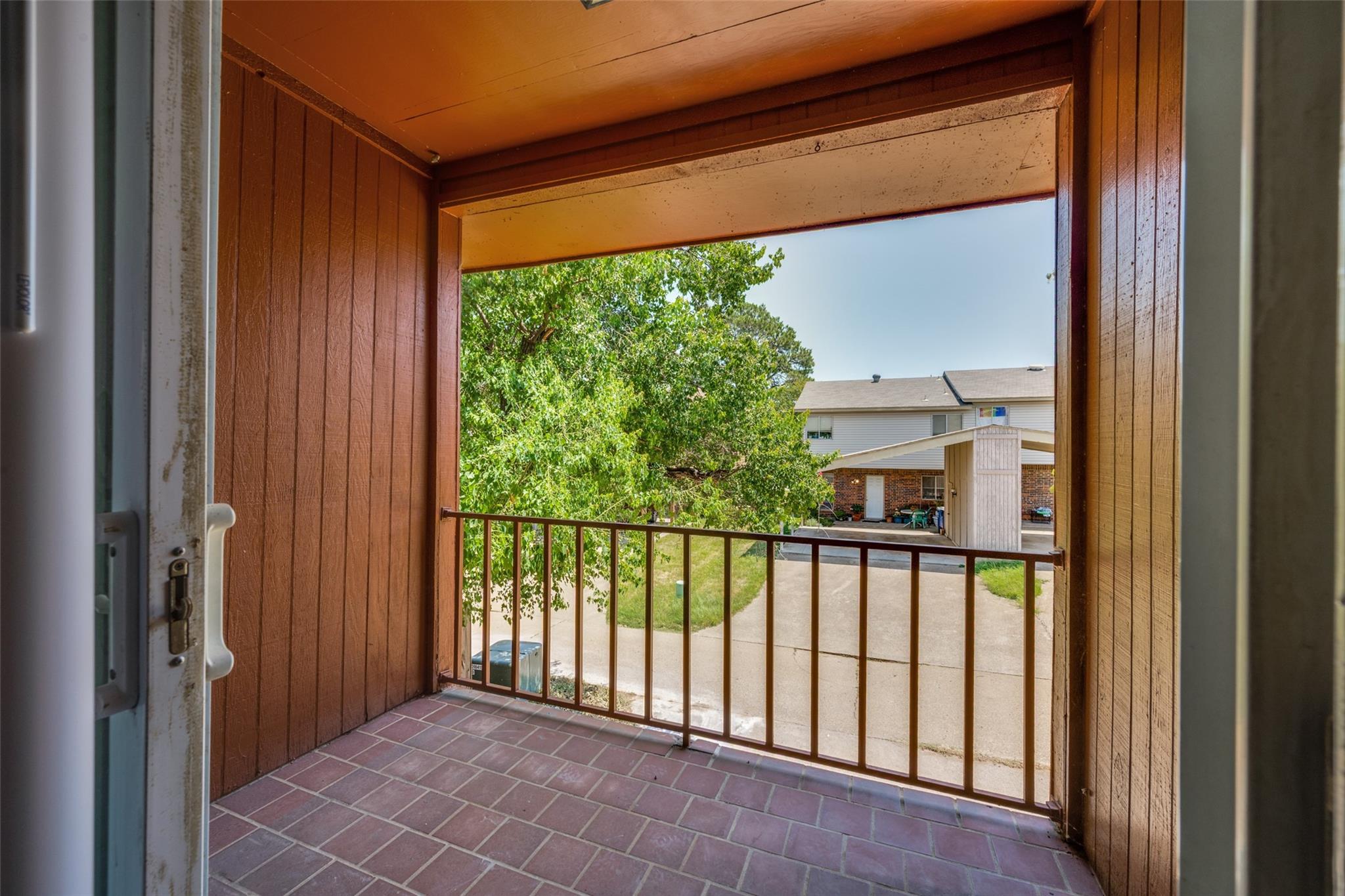 main property photo 24