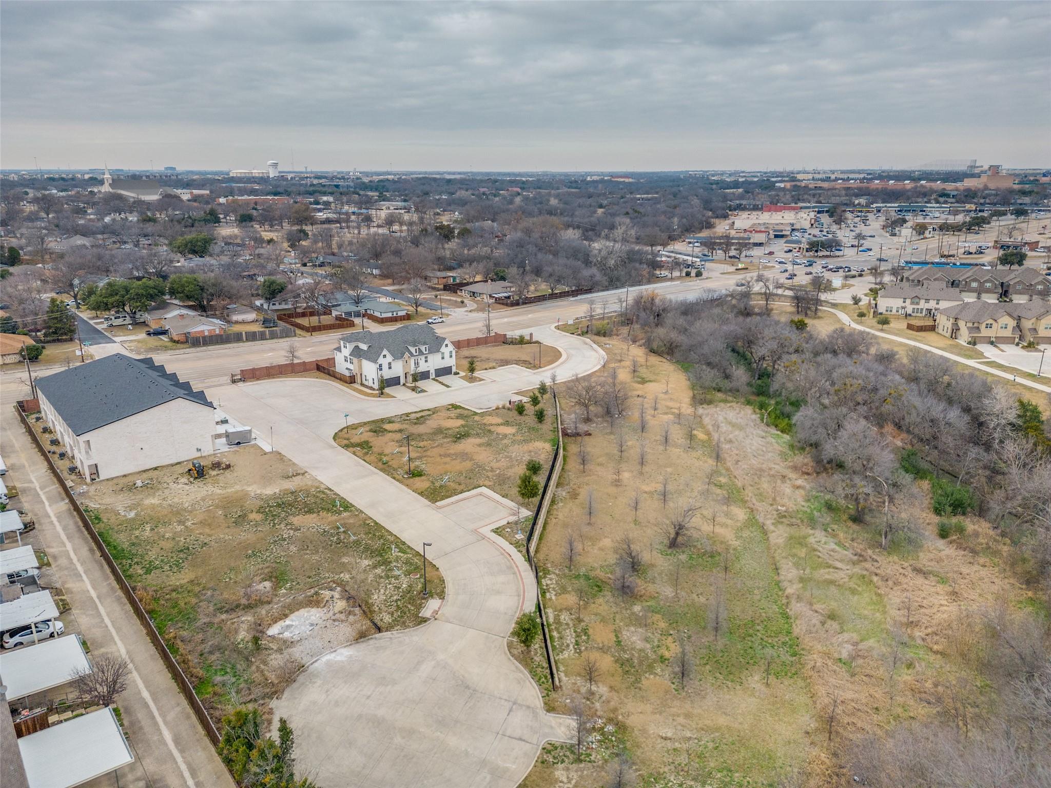 main property photo 3