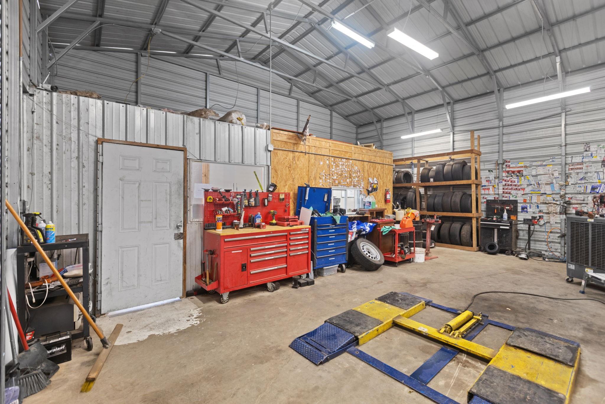 main property photo 20