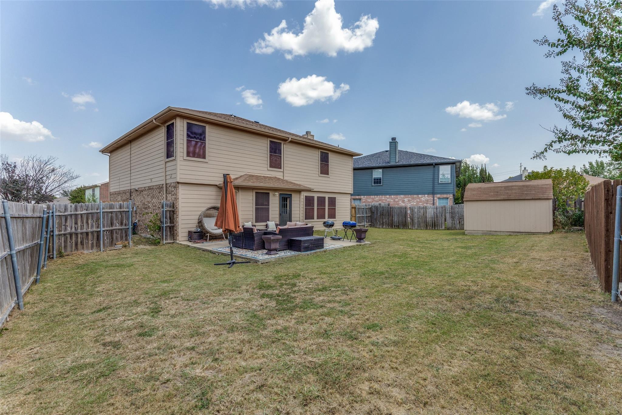 main property photo 23