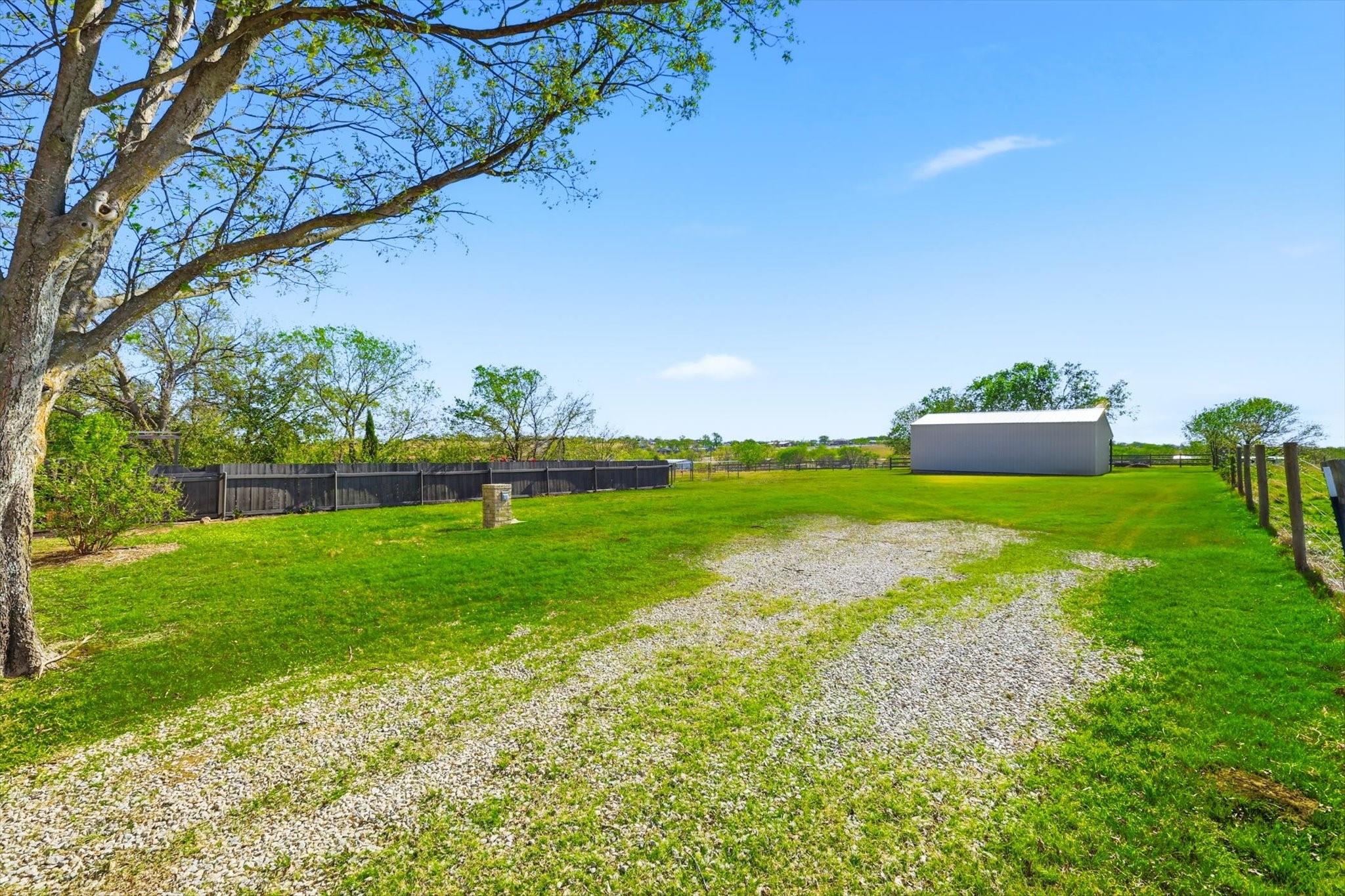 main property photo 34