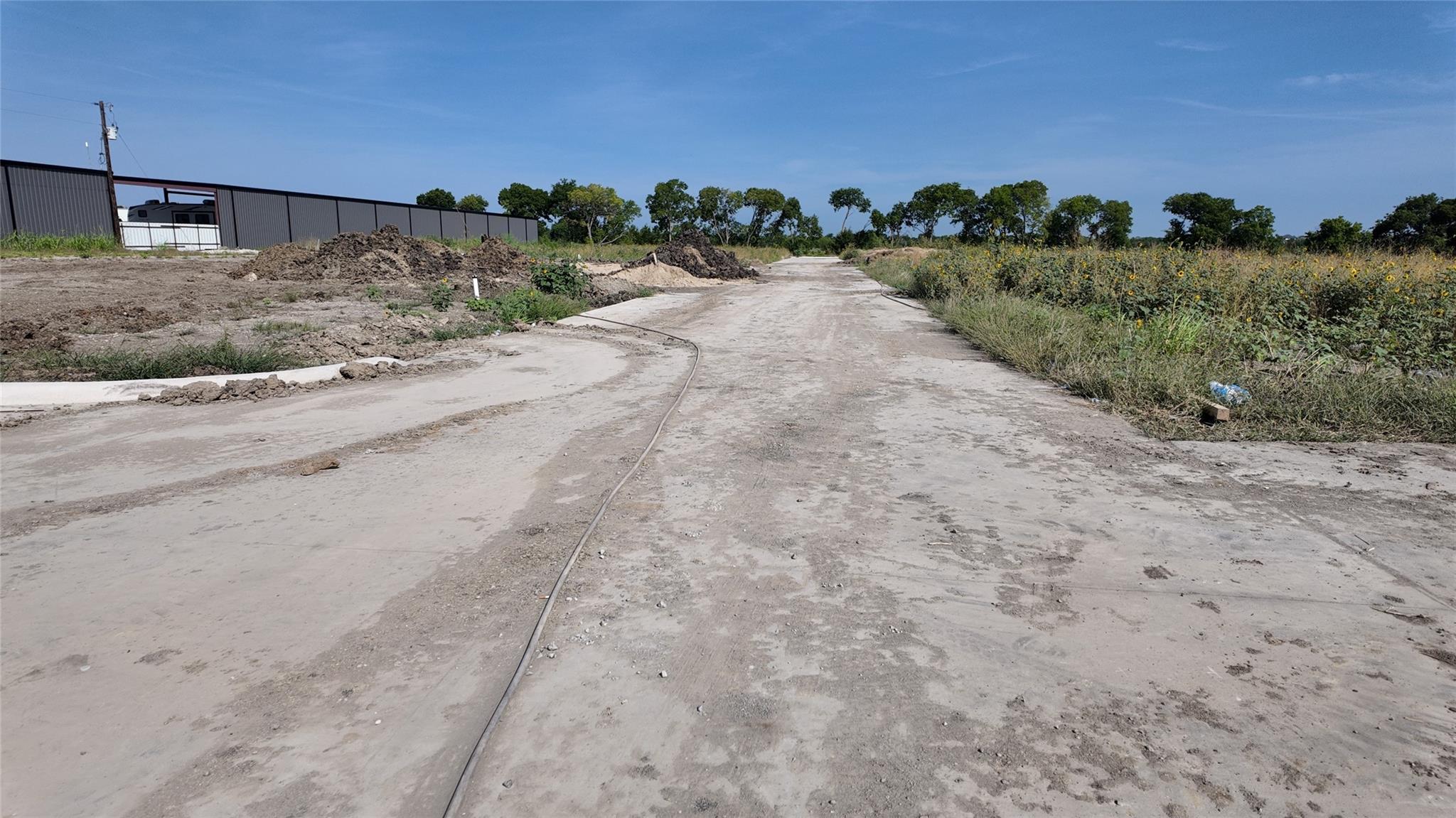 main property photo 15