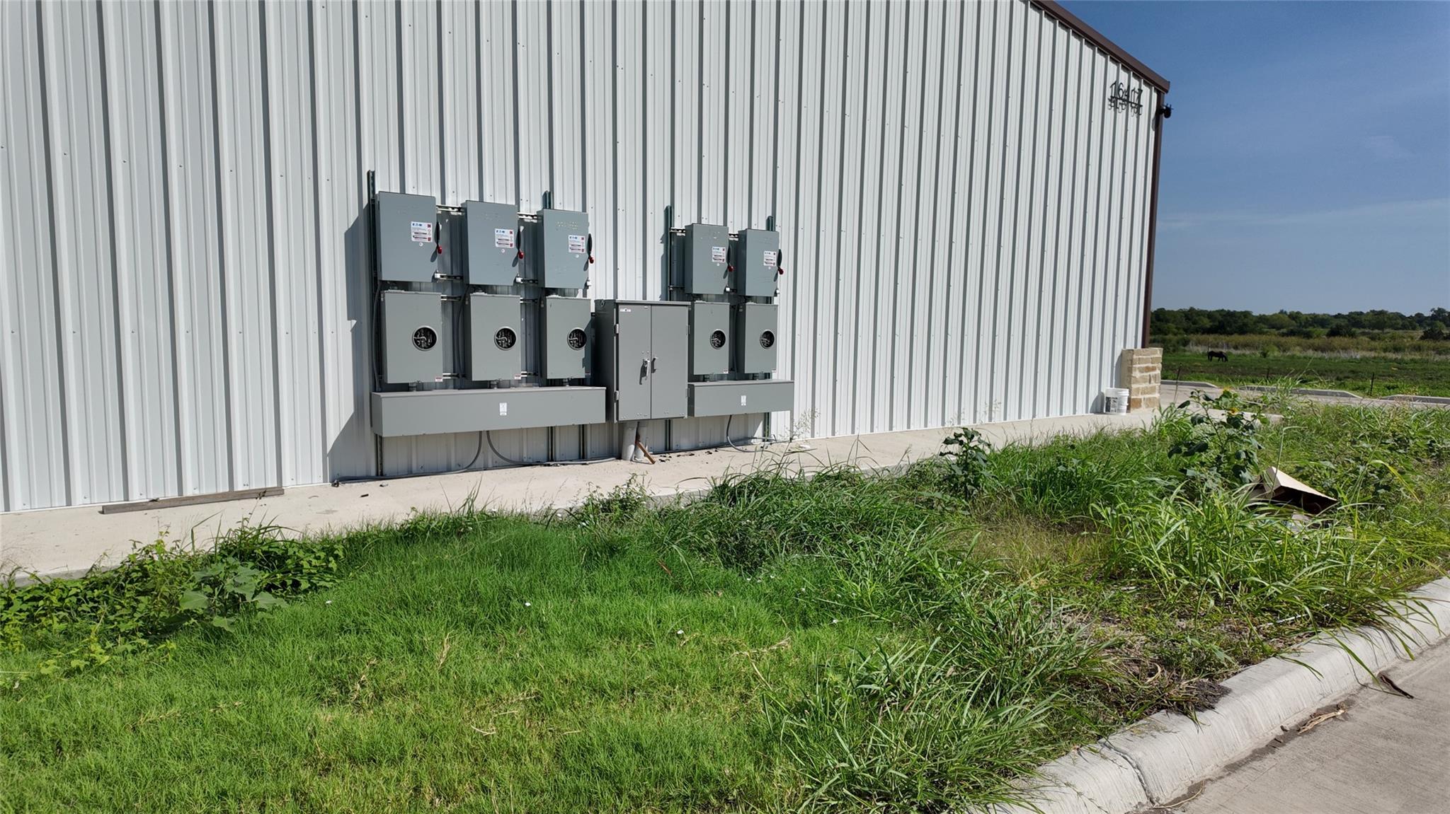 main property photo 39
