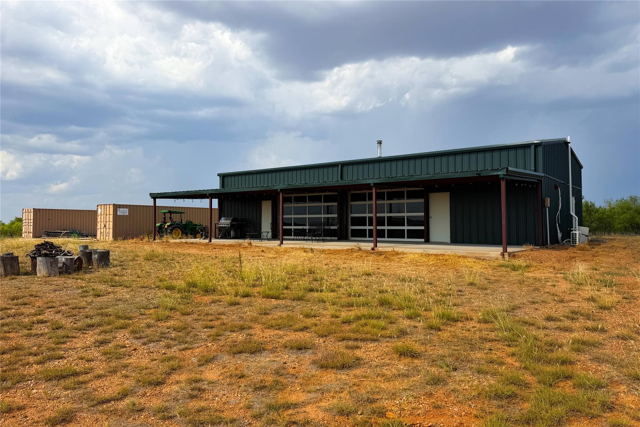 main property photo 0