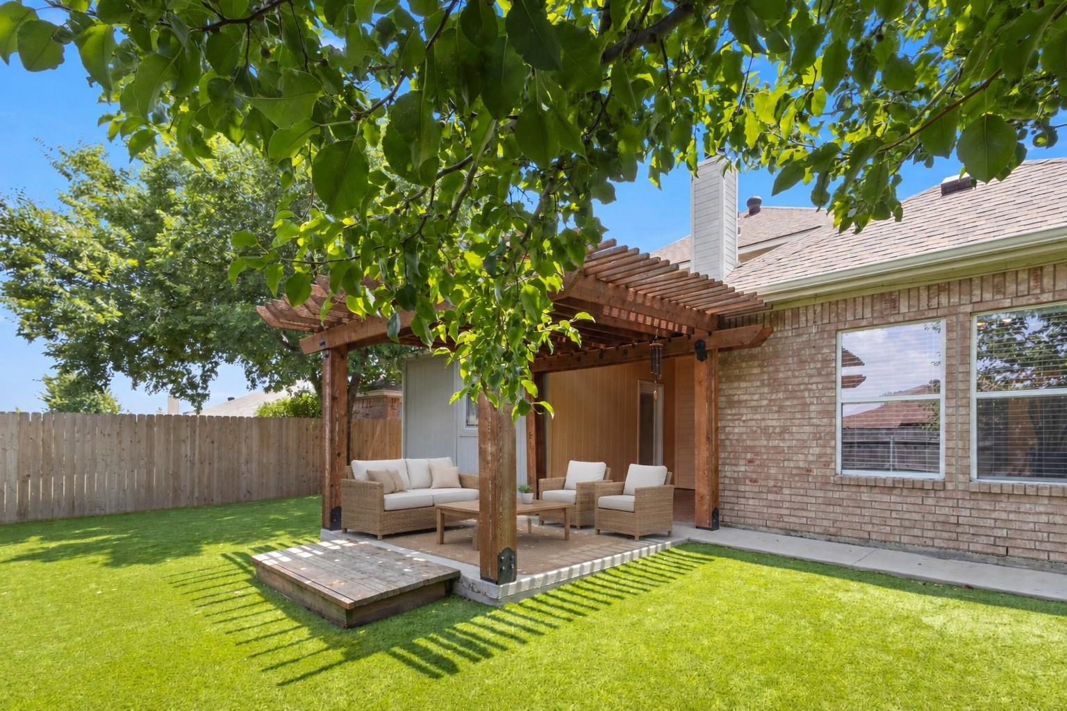 main property photo 22