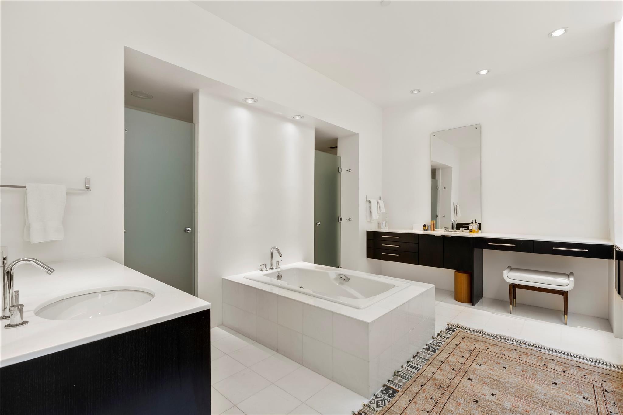 property viewer photo 8