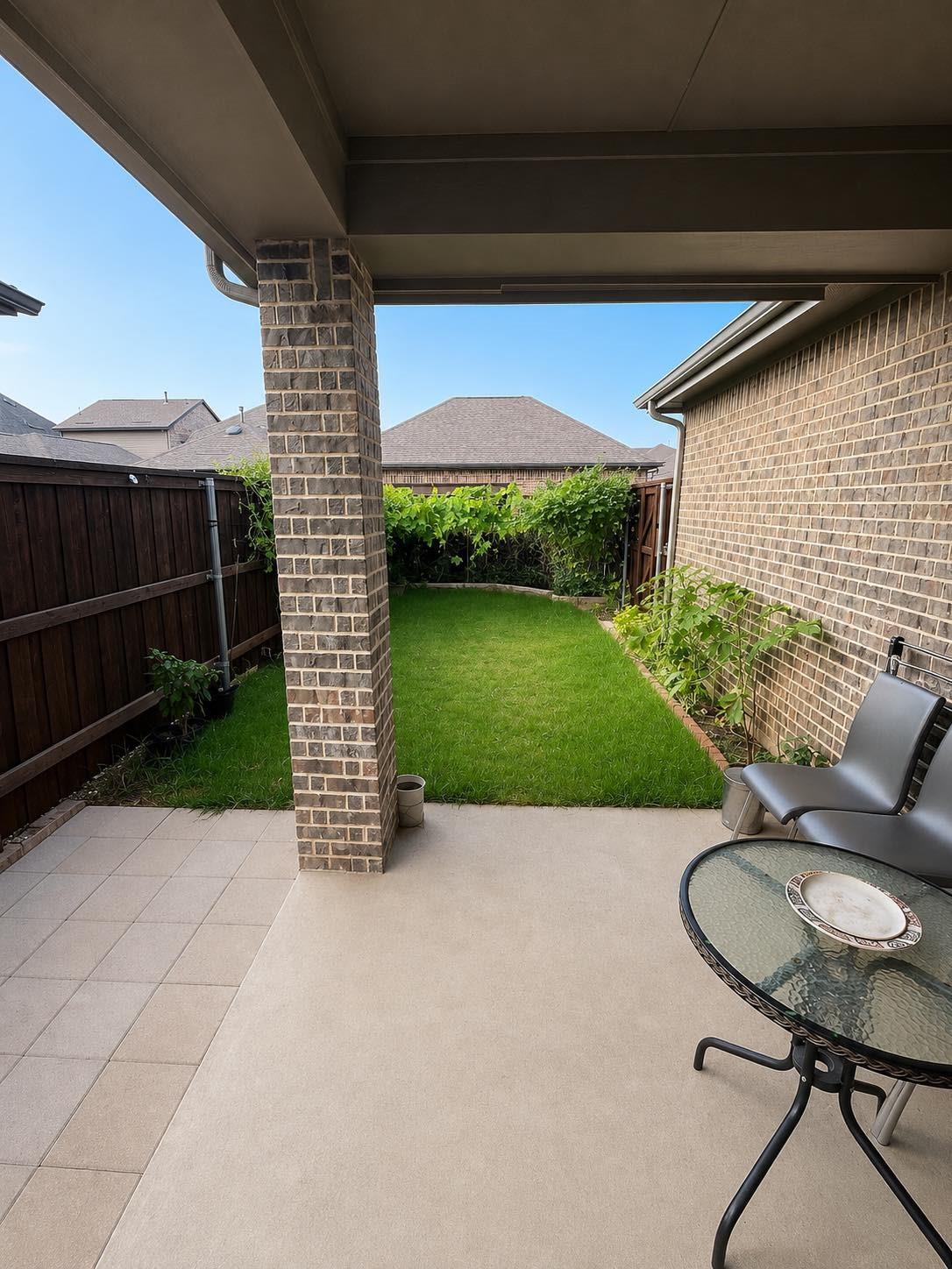 main property photo 13