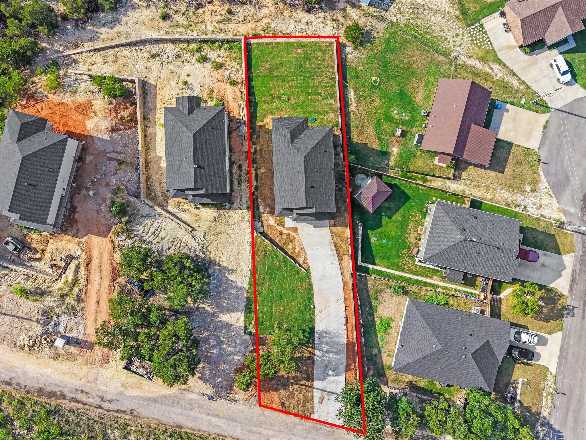 main property photo 30