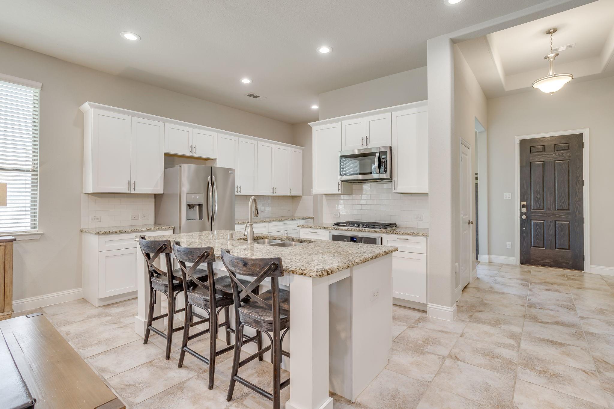 main property photo 17