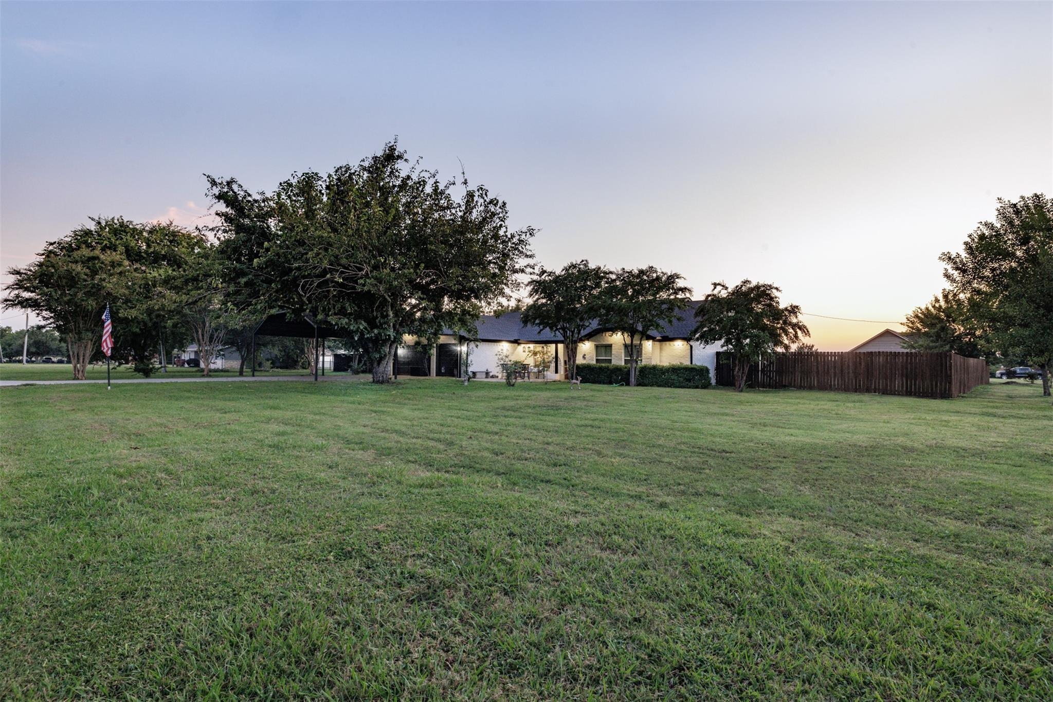 main property photo 37