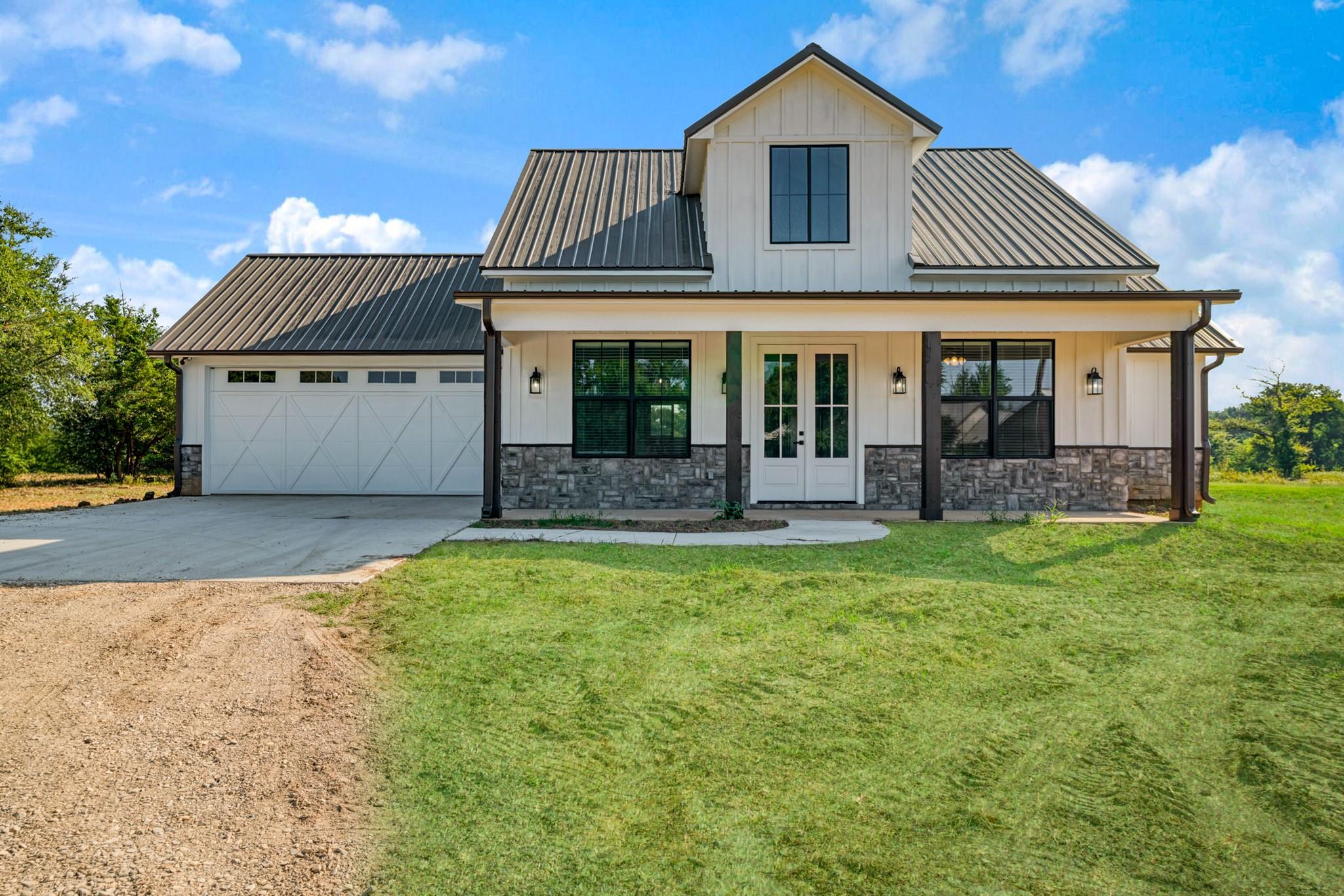 main property photo 0
