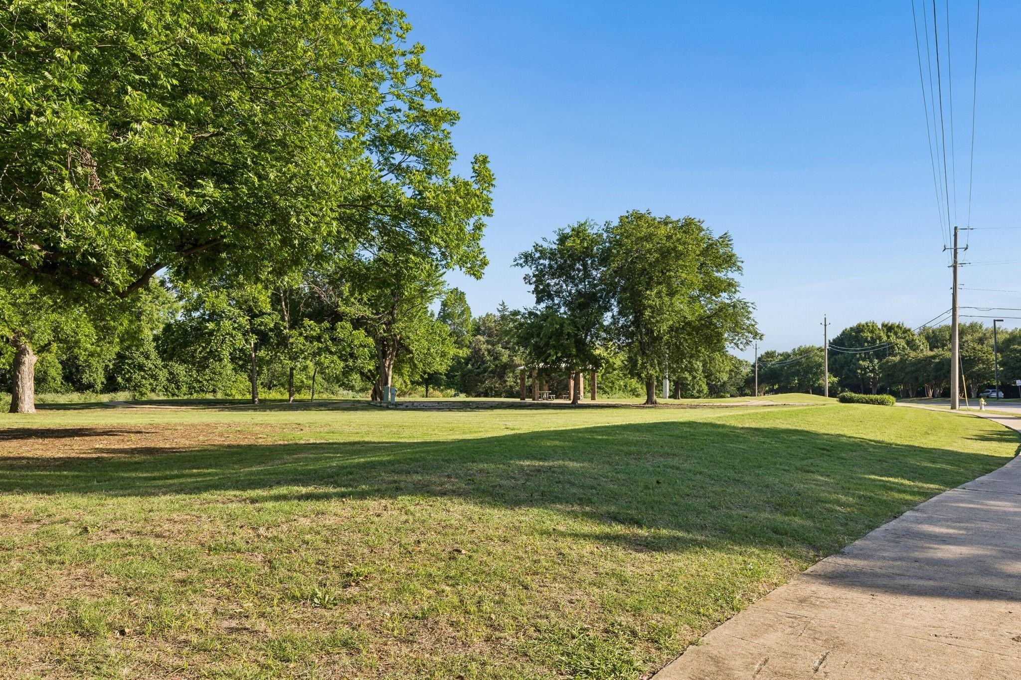 main property photo 26