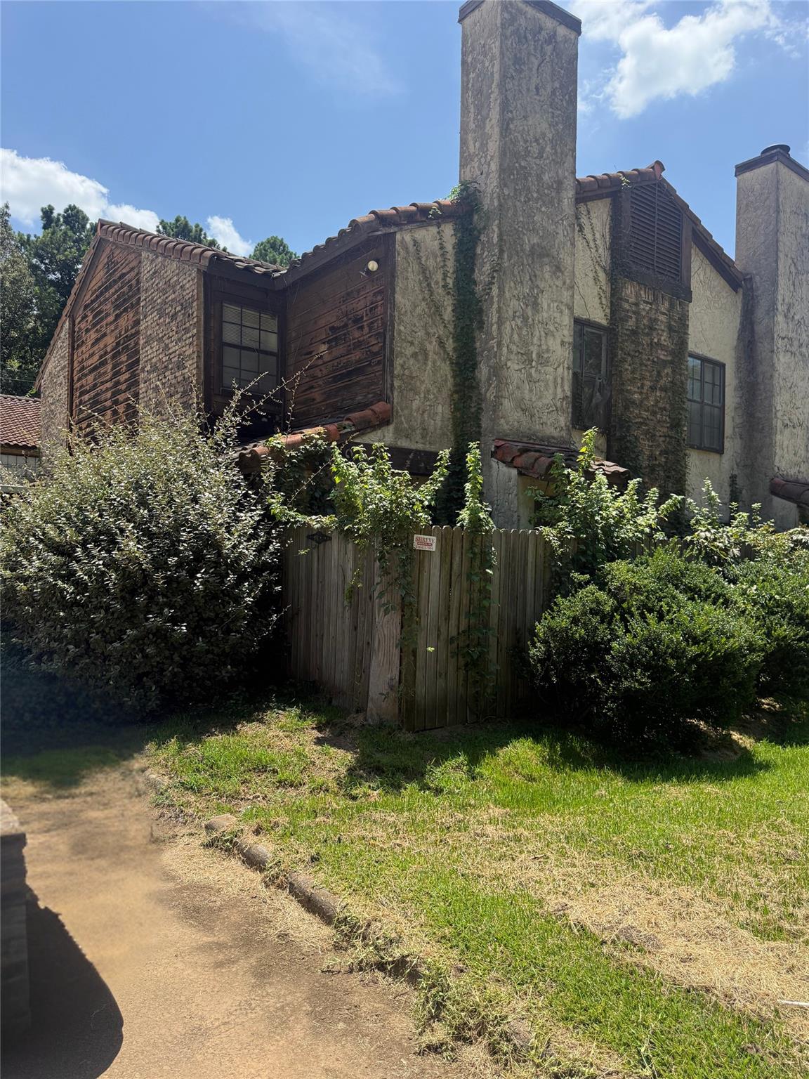 main property photo 0