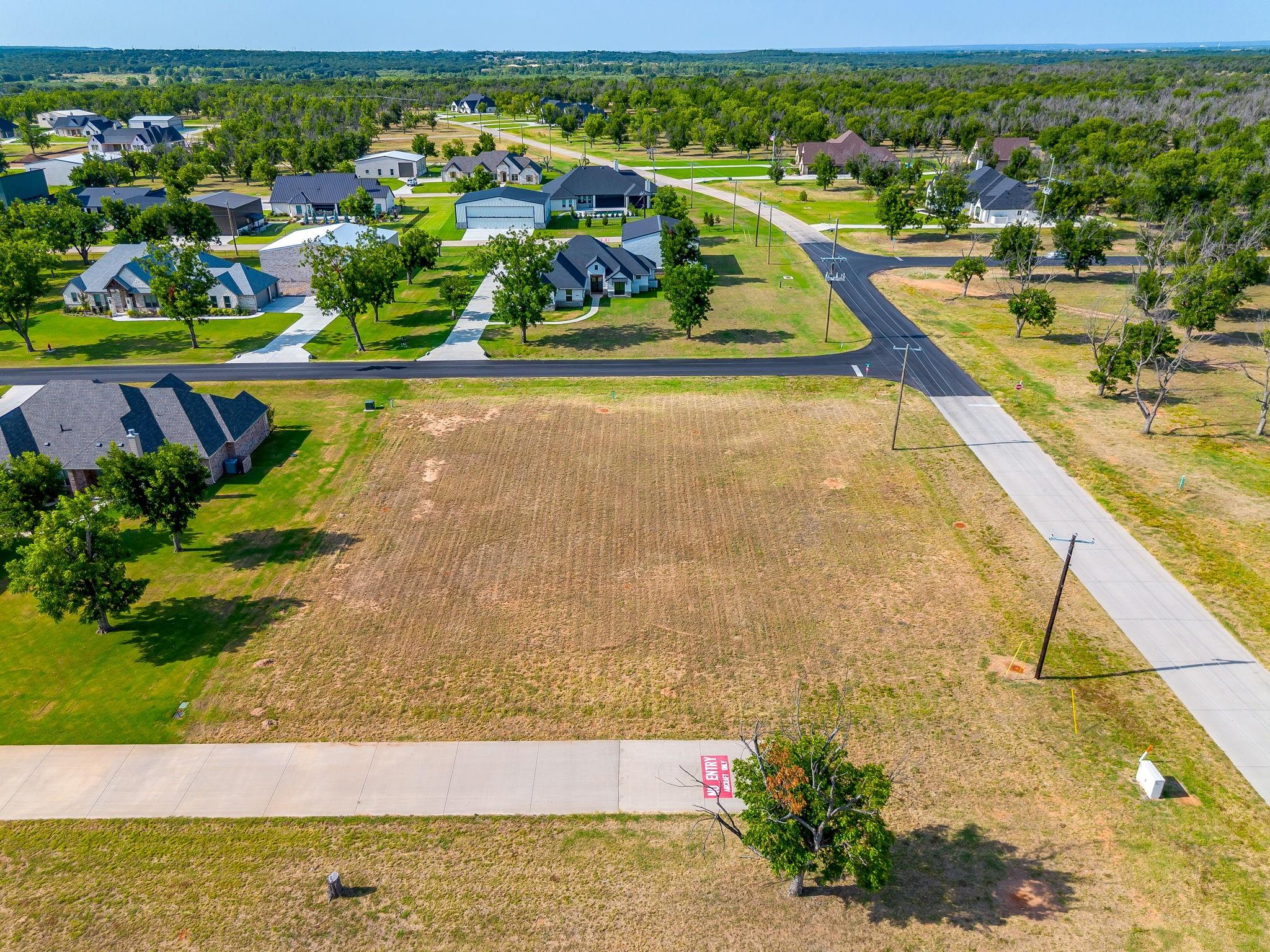 main property photo 11