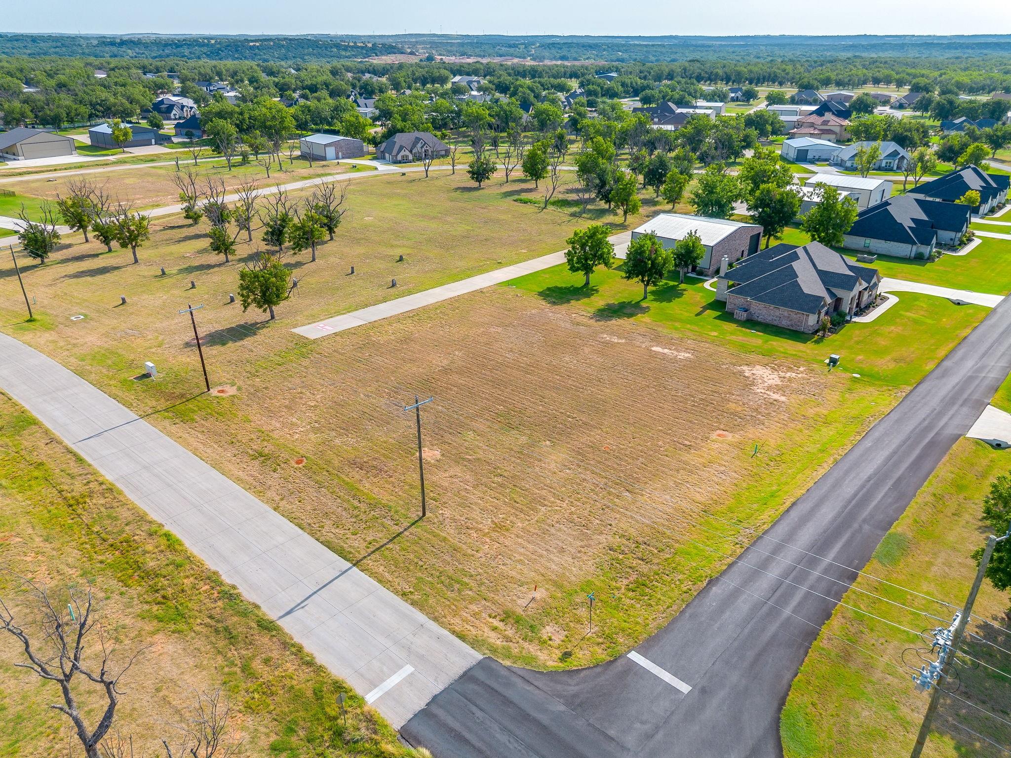 main property photo 12
