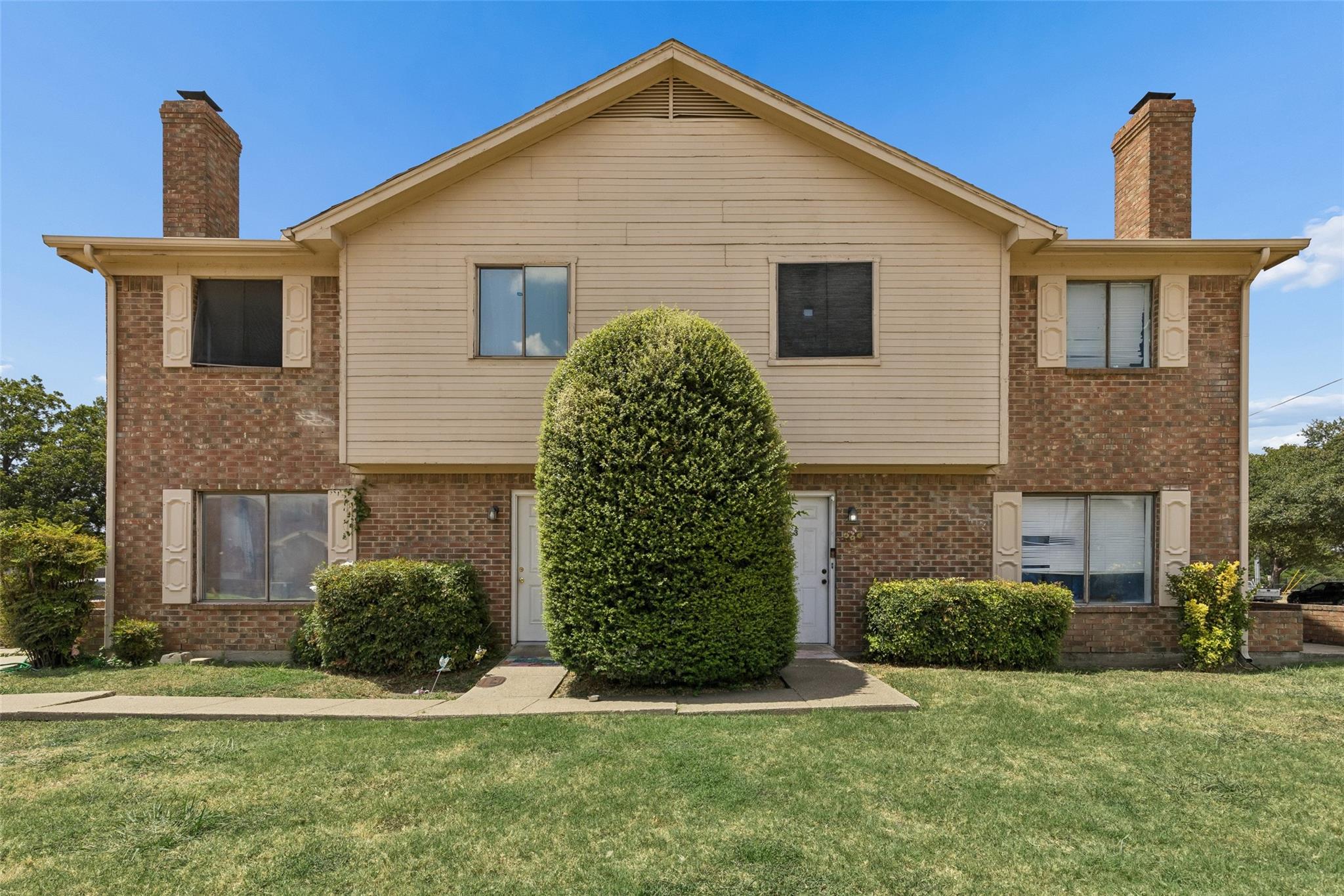 main property photo 5