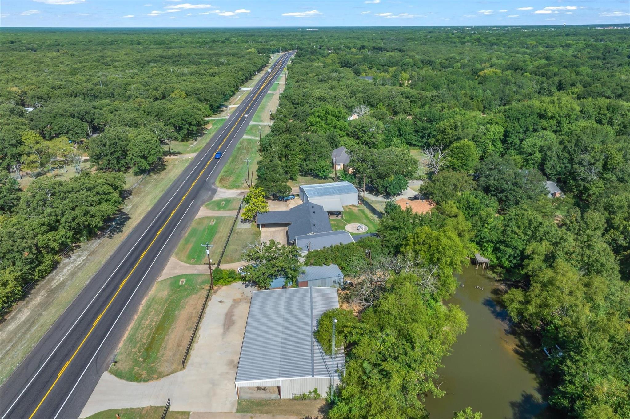 main property photo 21