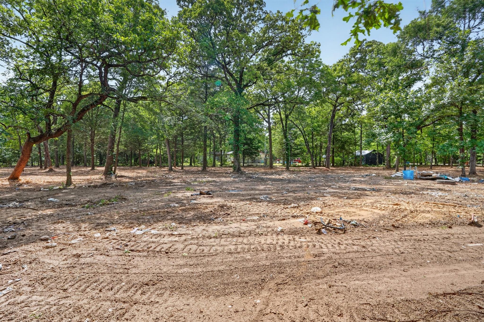 main property photo 7