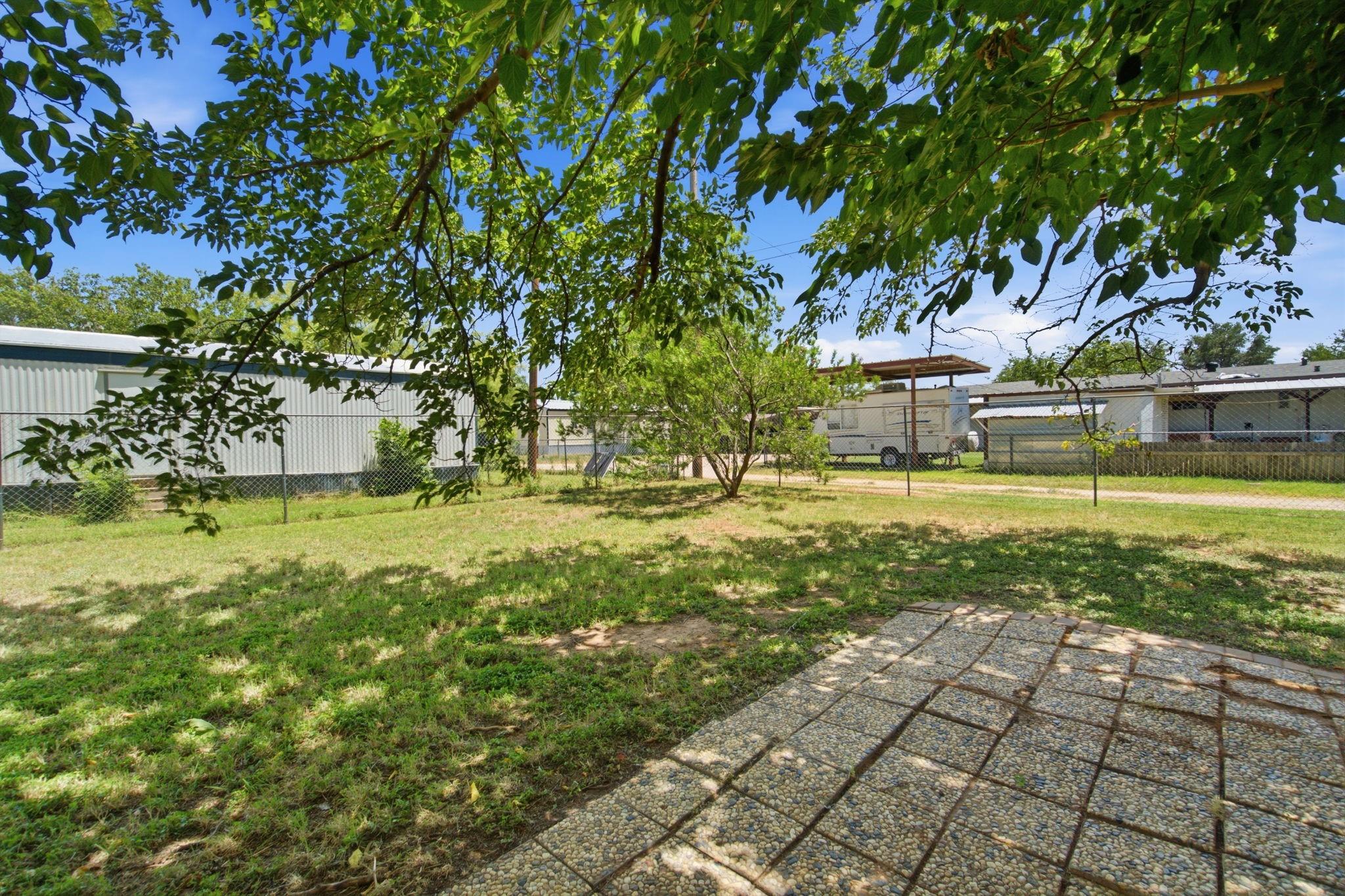 main property photo 37