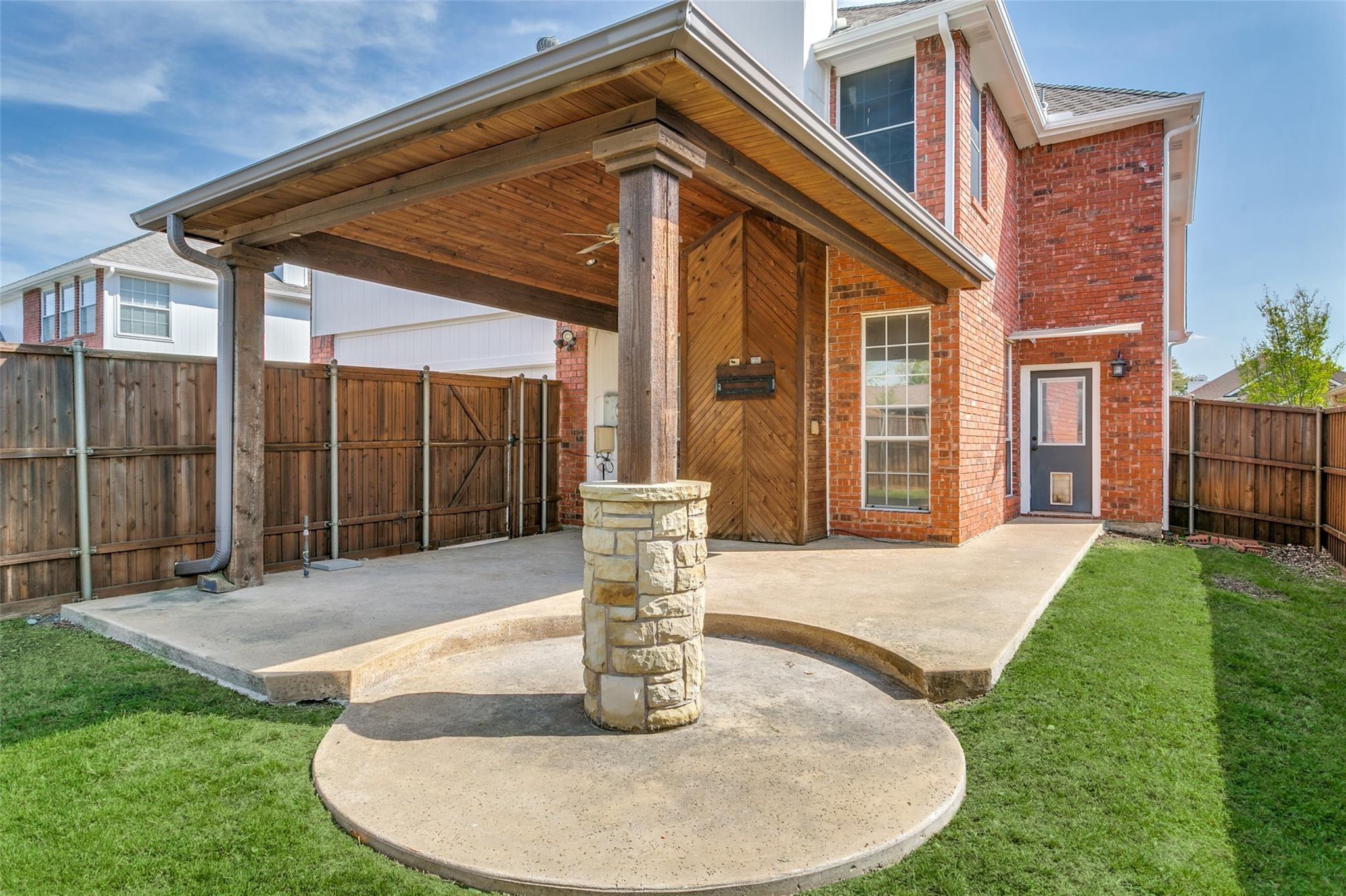 main property photo 23
