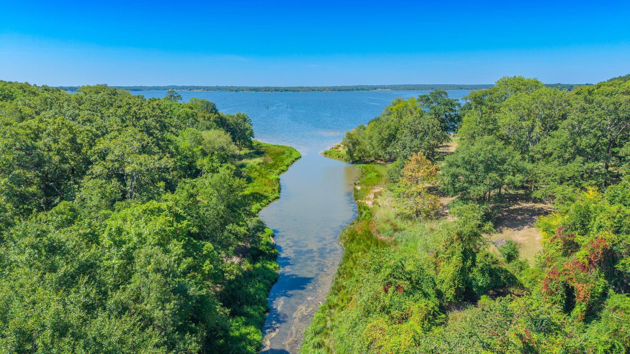 main property photo 0