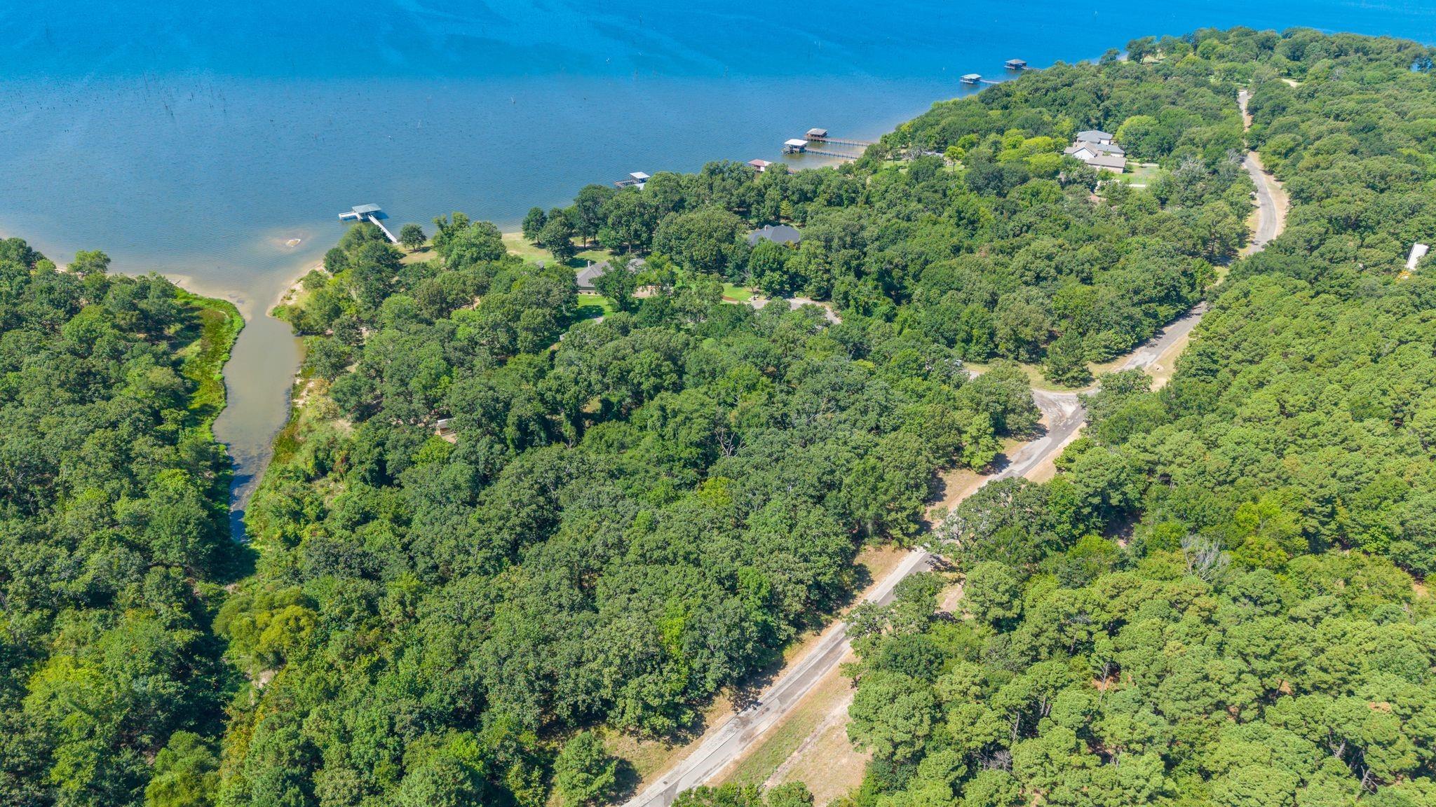 main property photo 6