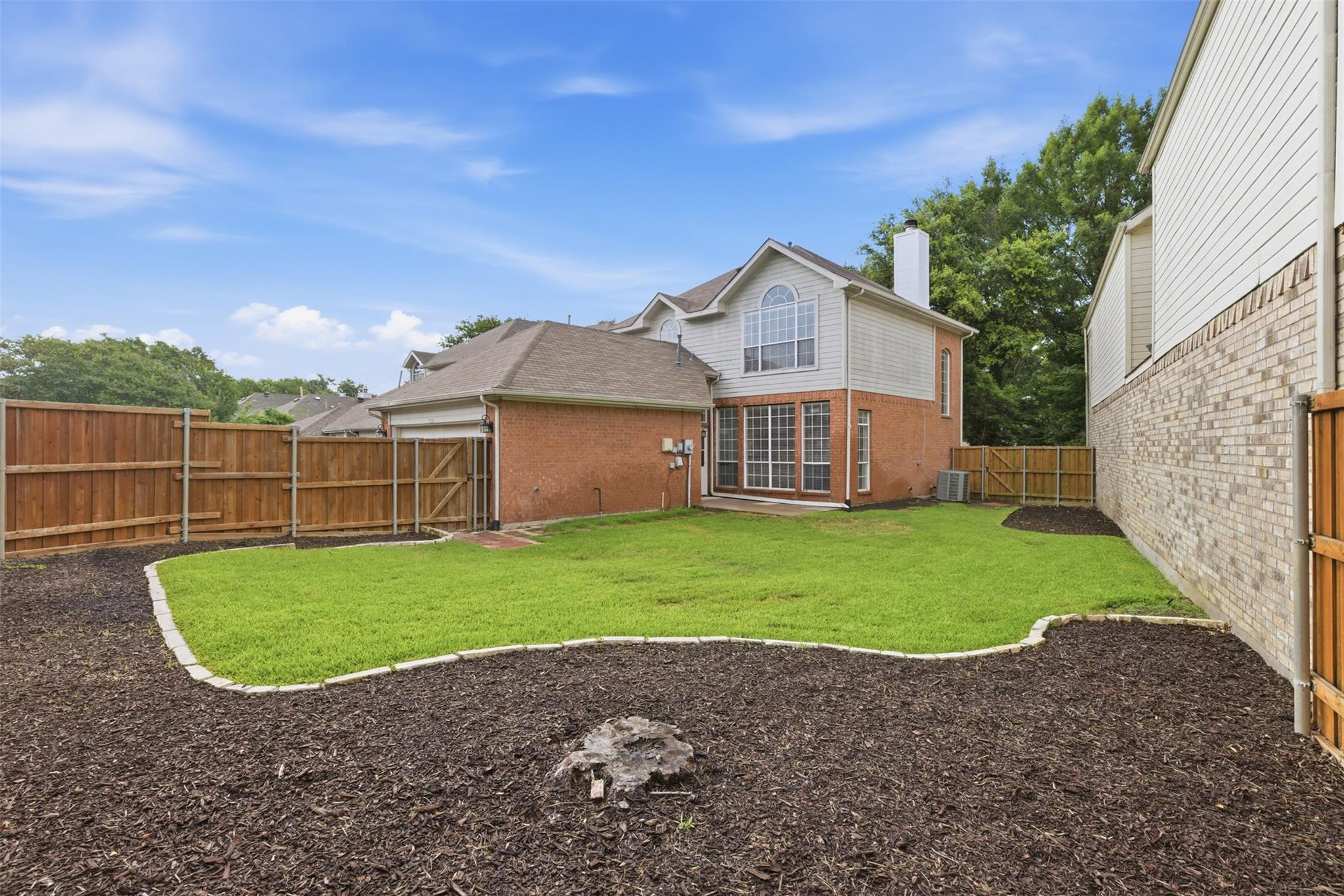 main property photo 28