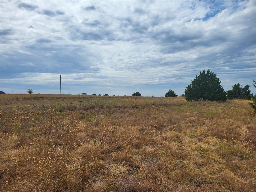 main property photo 11