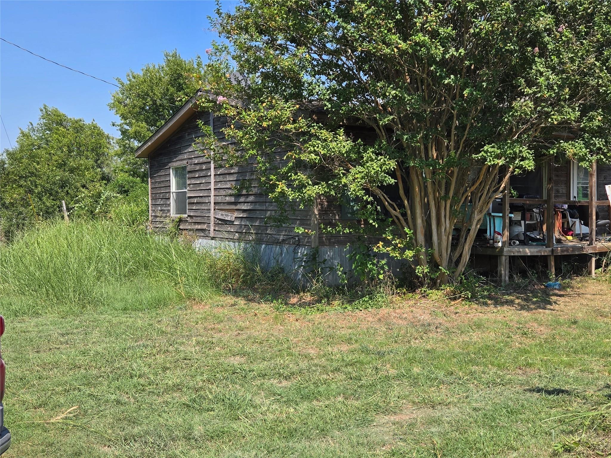 main property photo 18