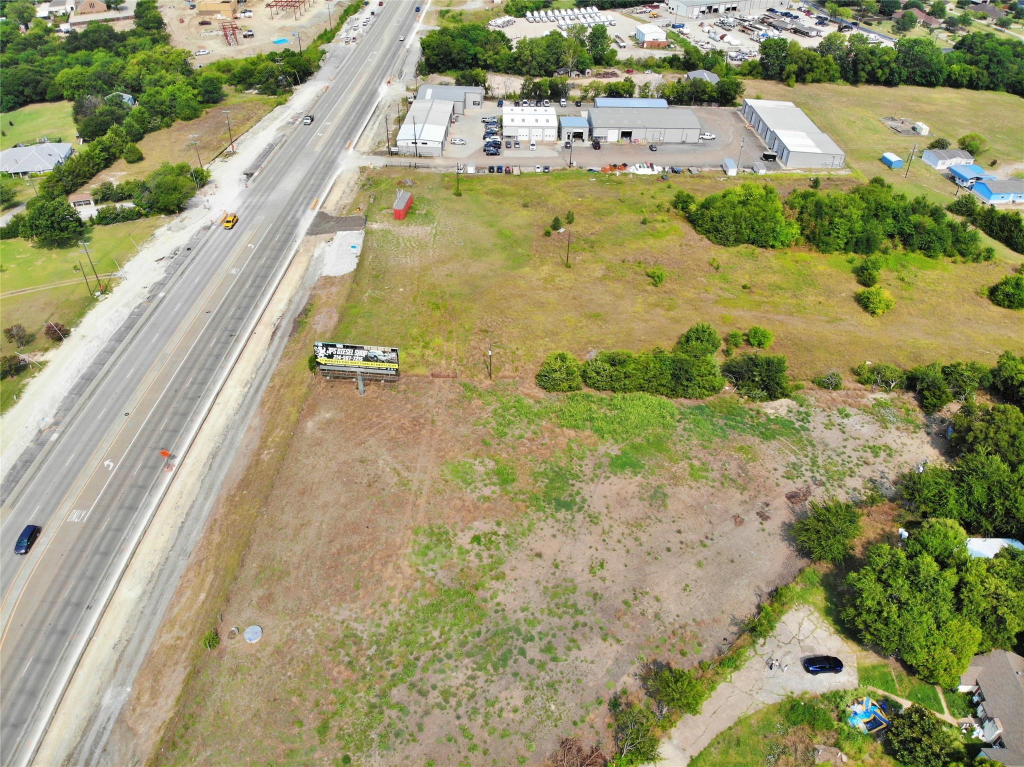main property photo 6