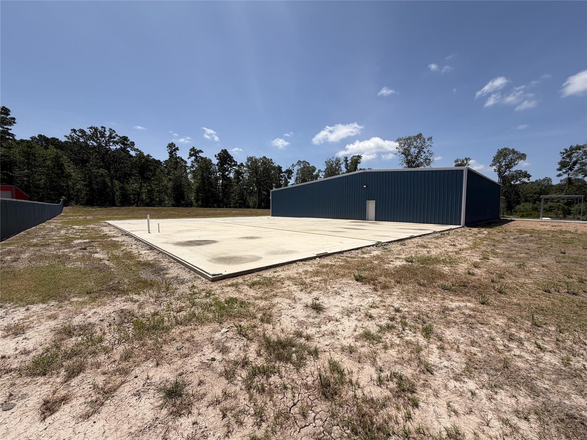 main property photo 29