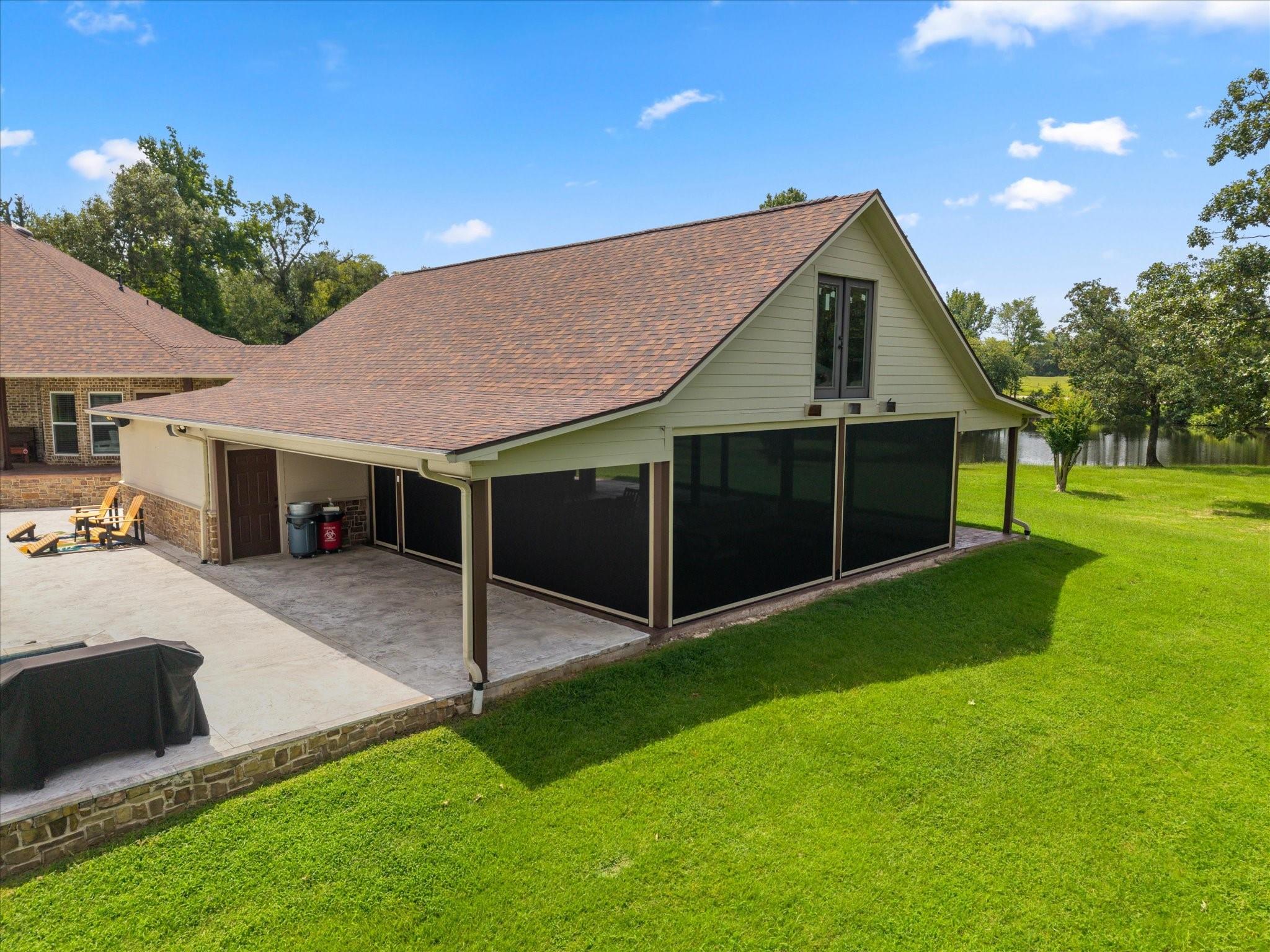 main property photo 31