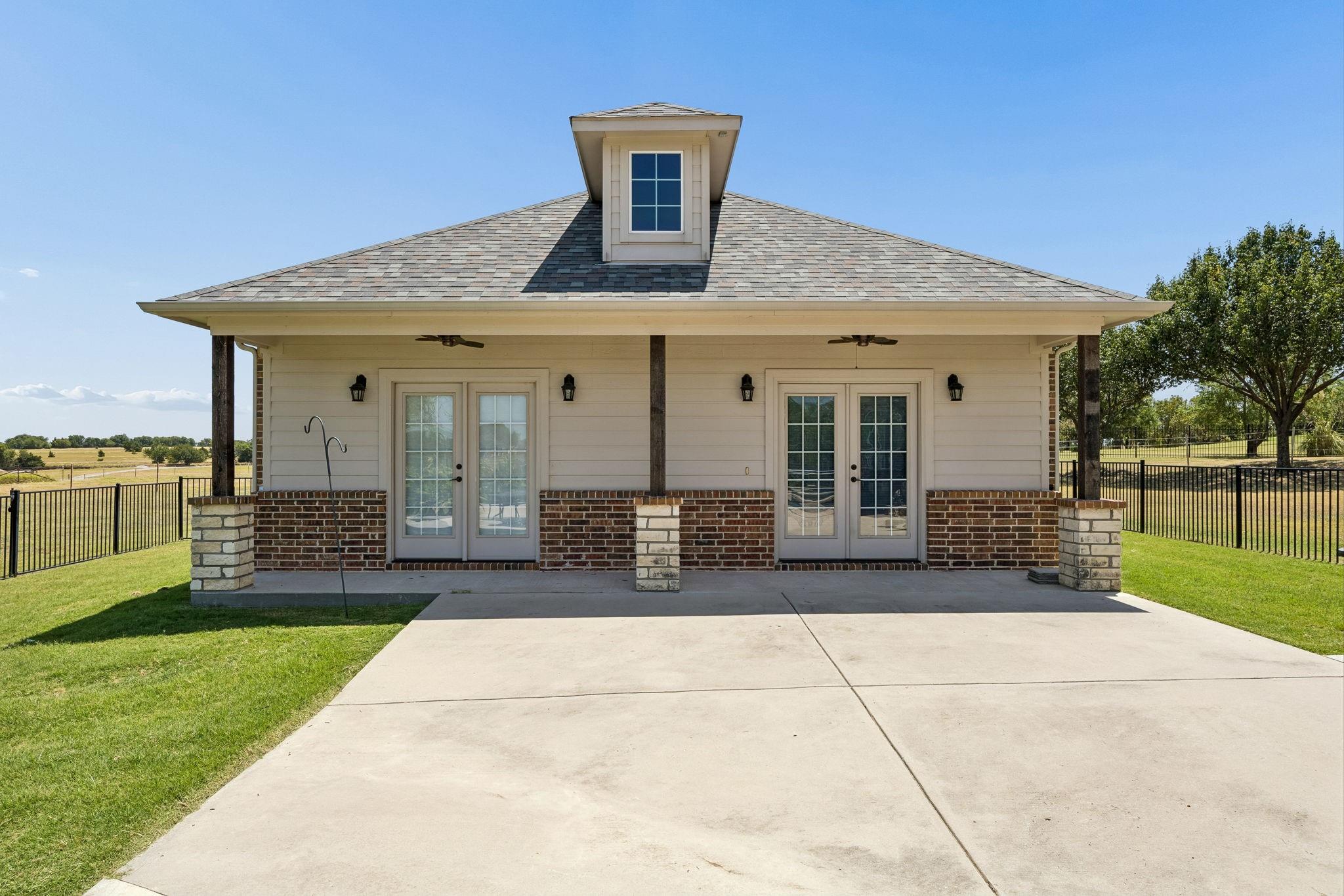 main property photo 36