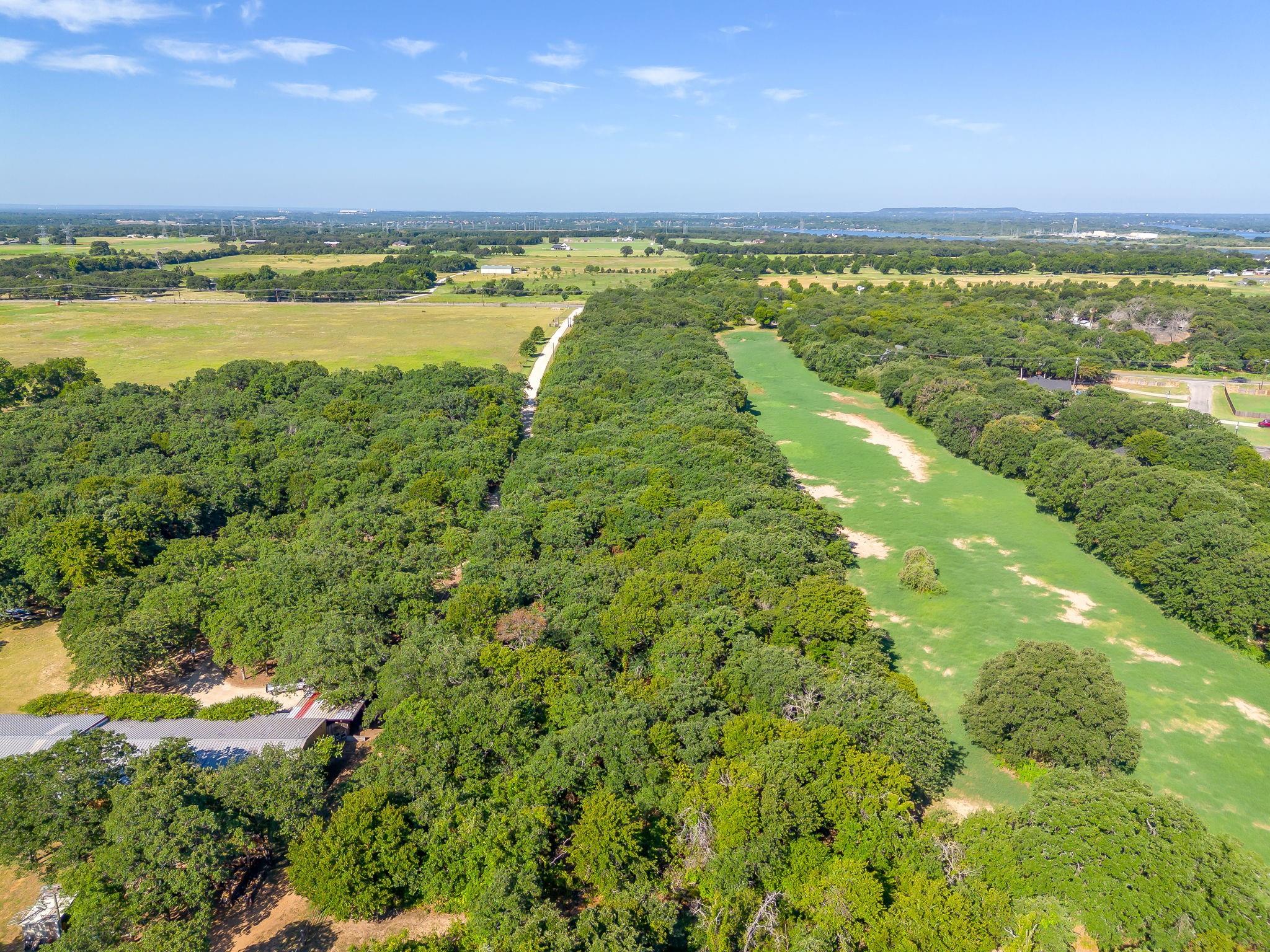 main property photo 11