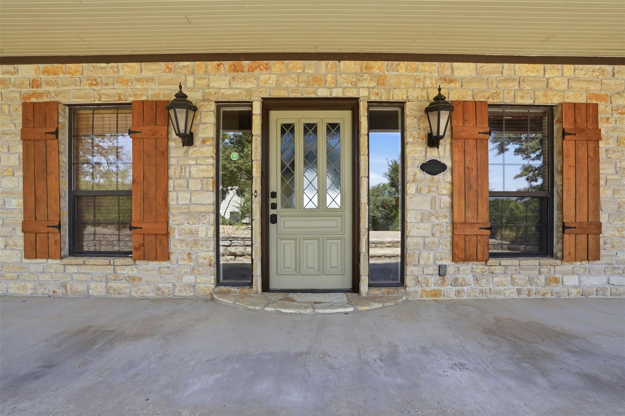 main property photo 7