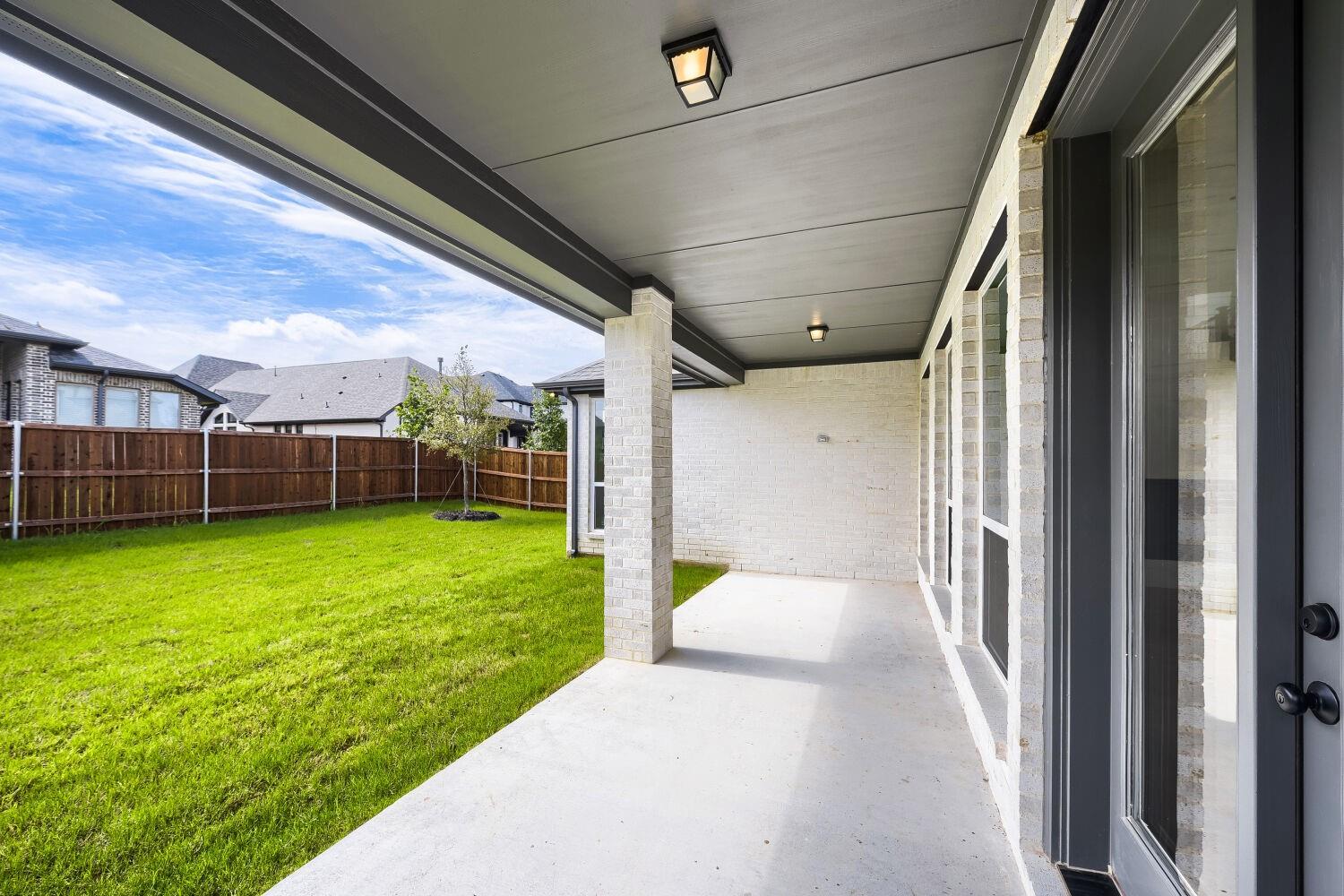main property photo 24