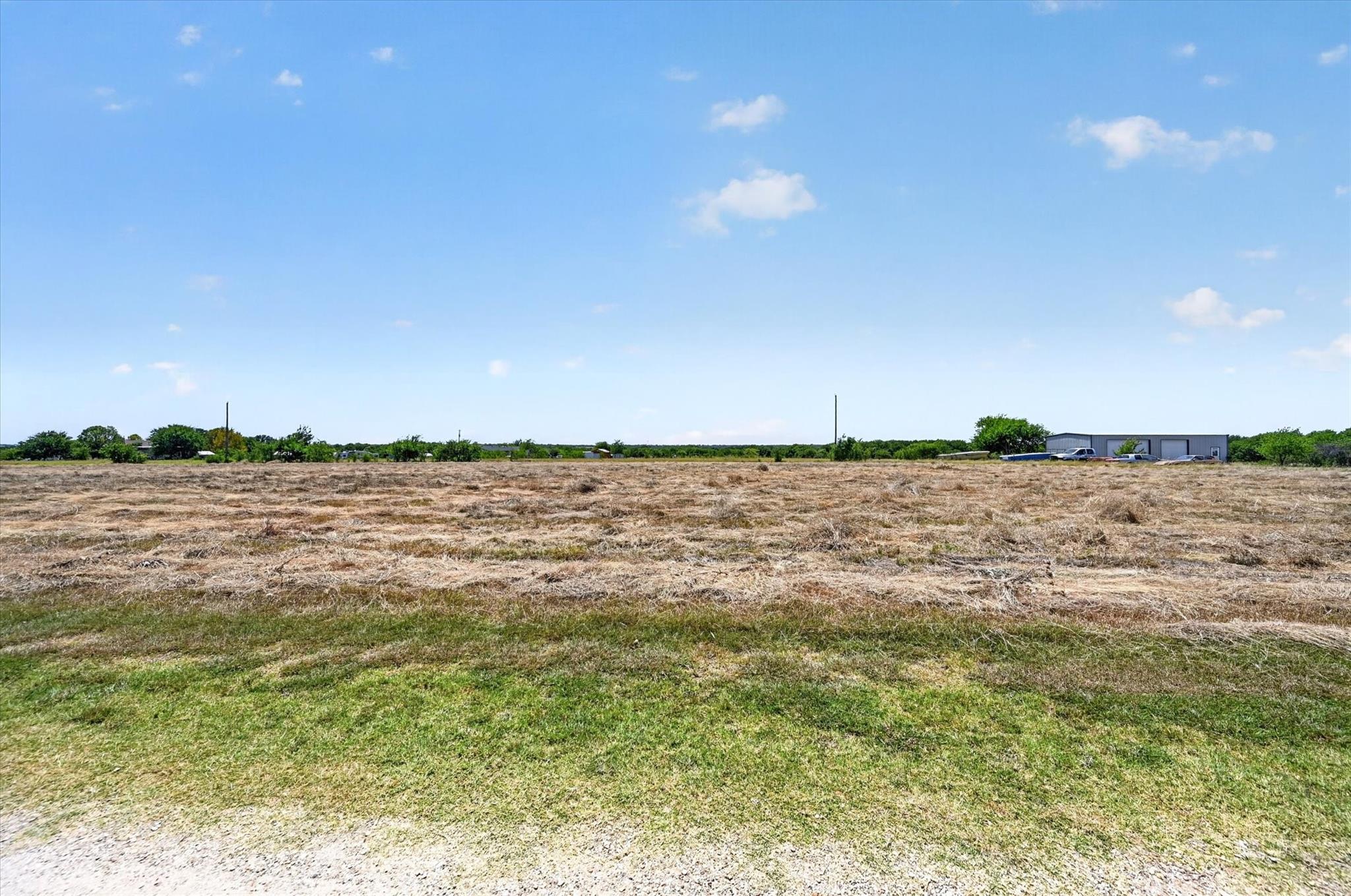 main property photo 7