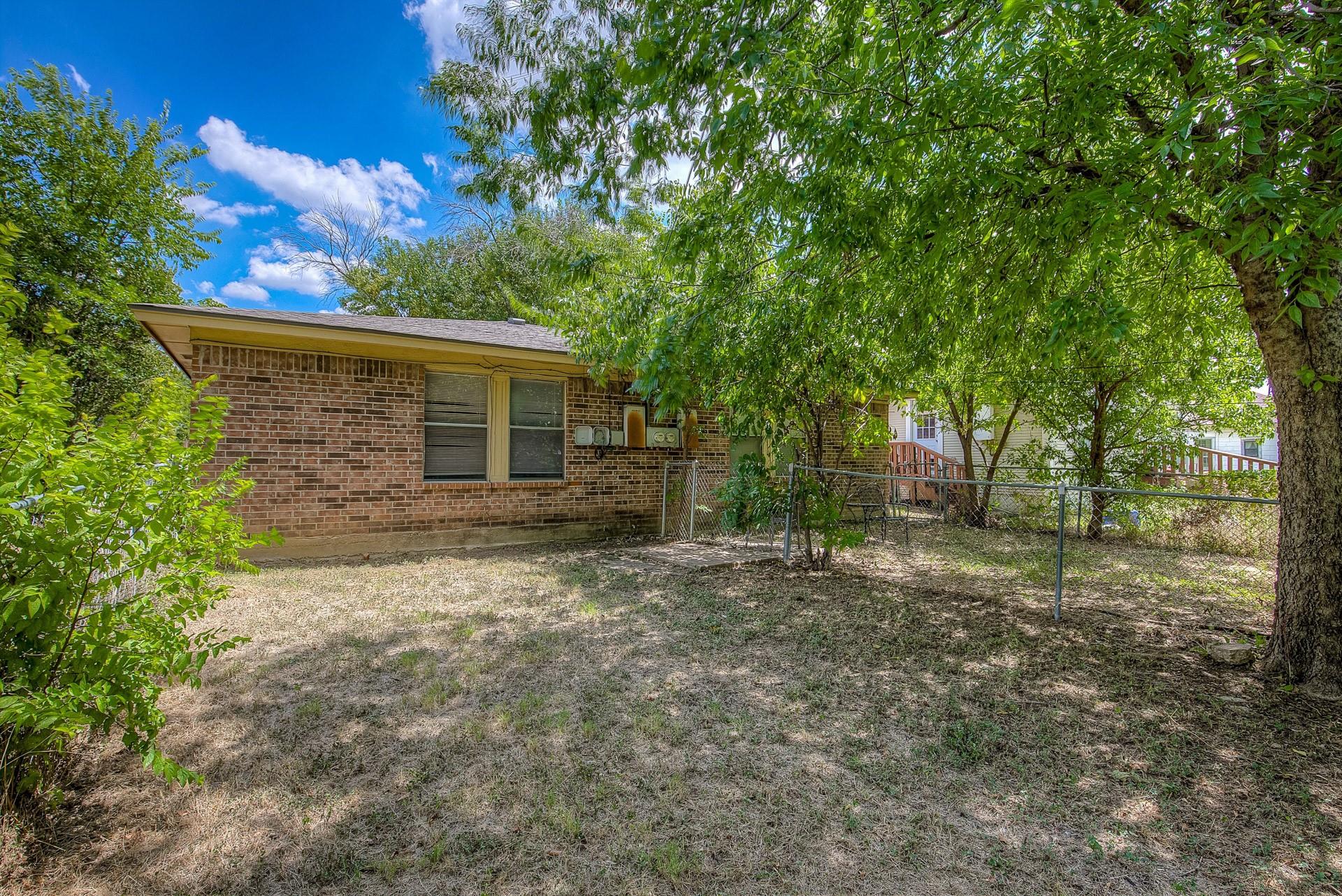 main property photo 22