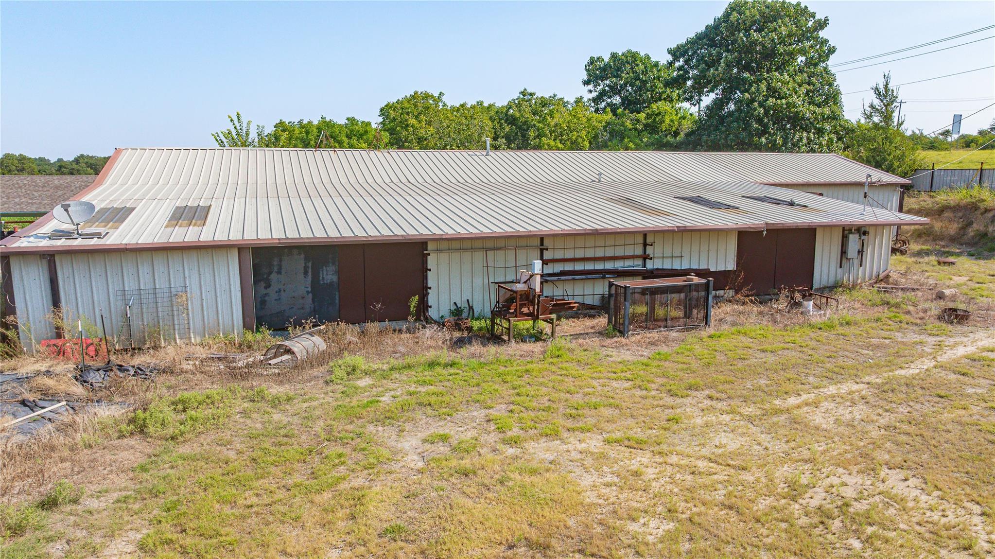 main property photo 21