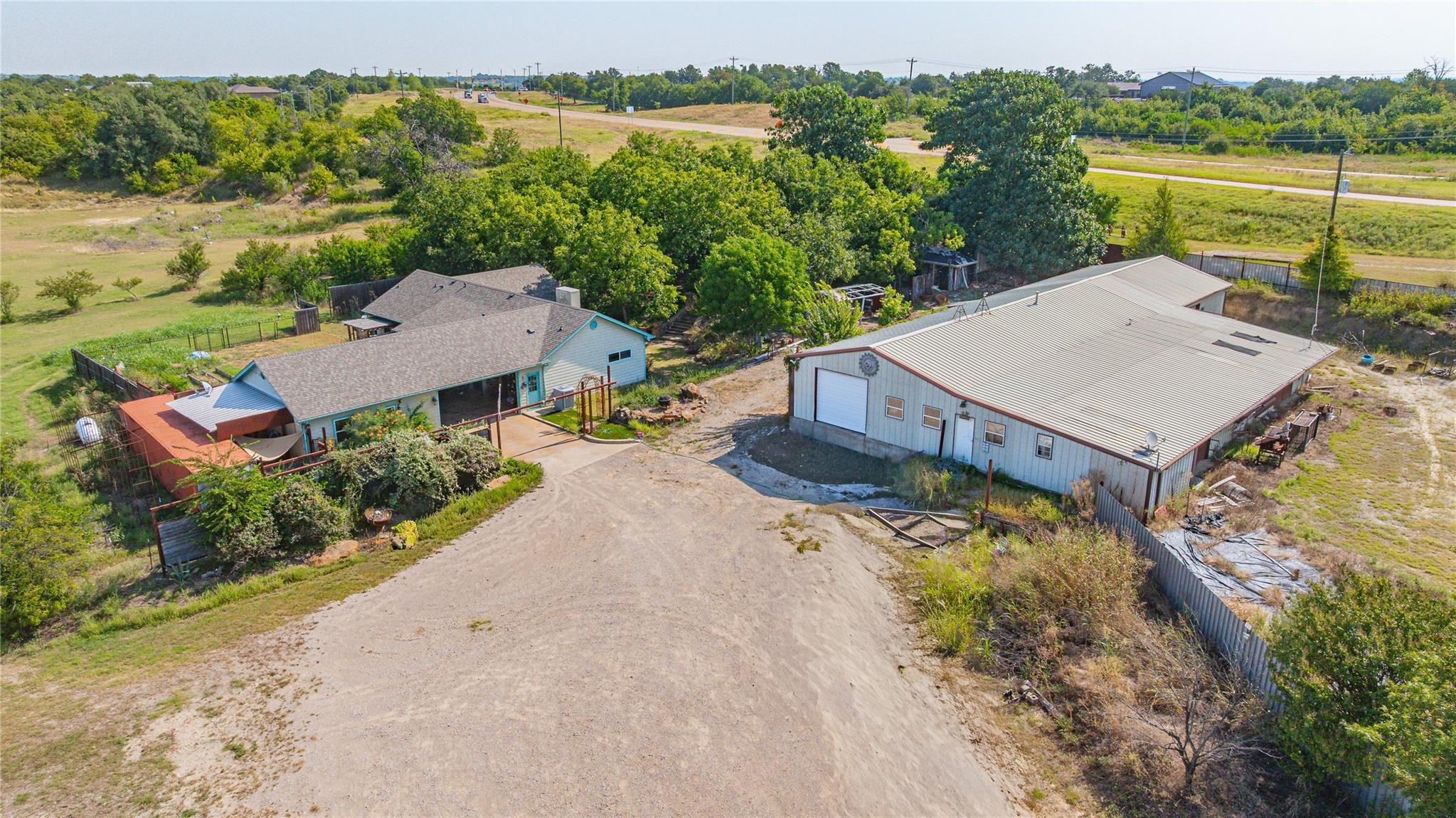 main property photo 36