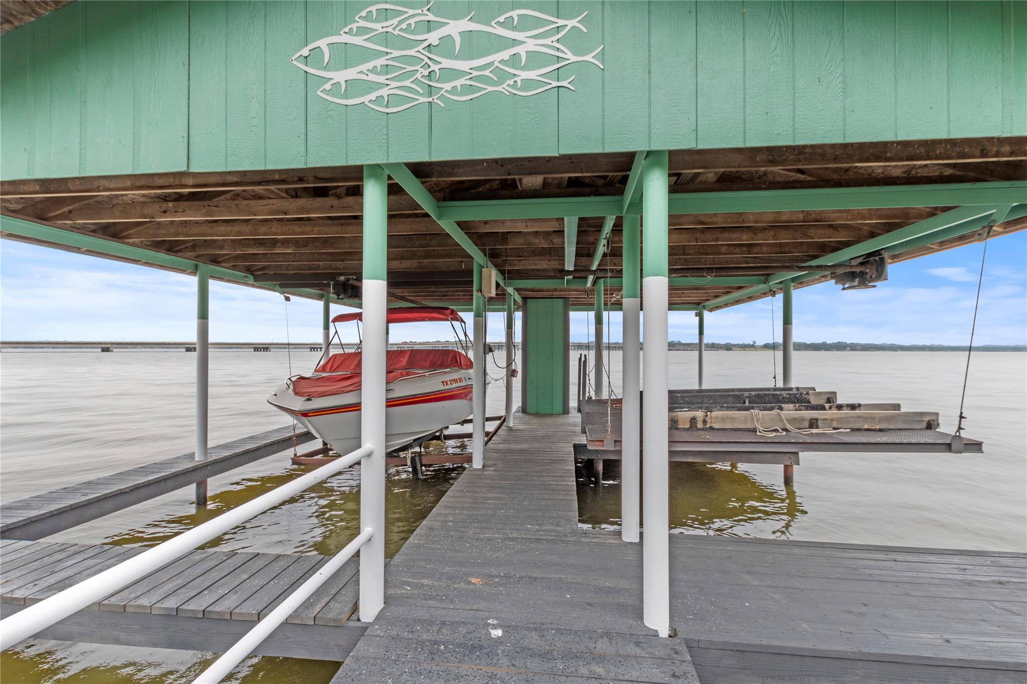 main property photo 27