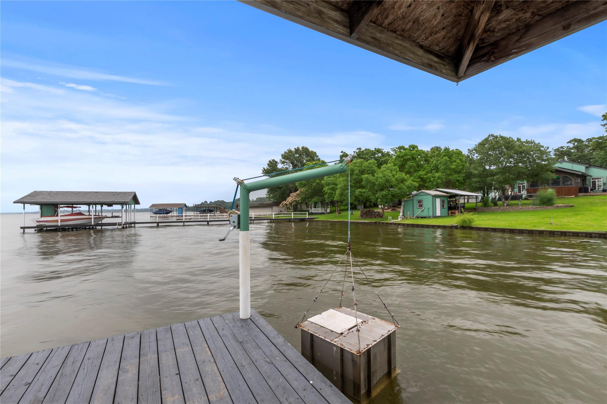 main property photo 29